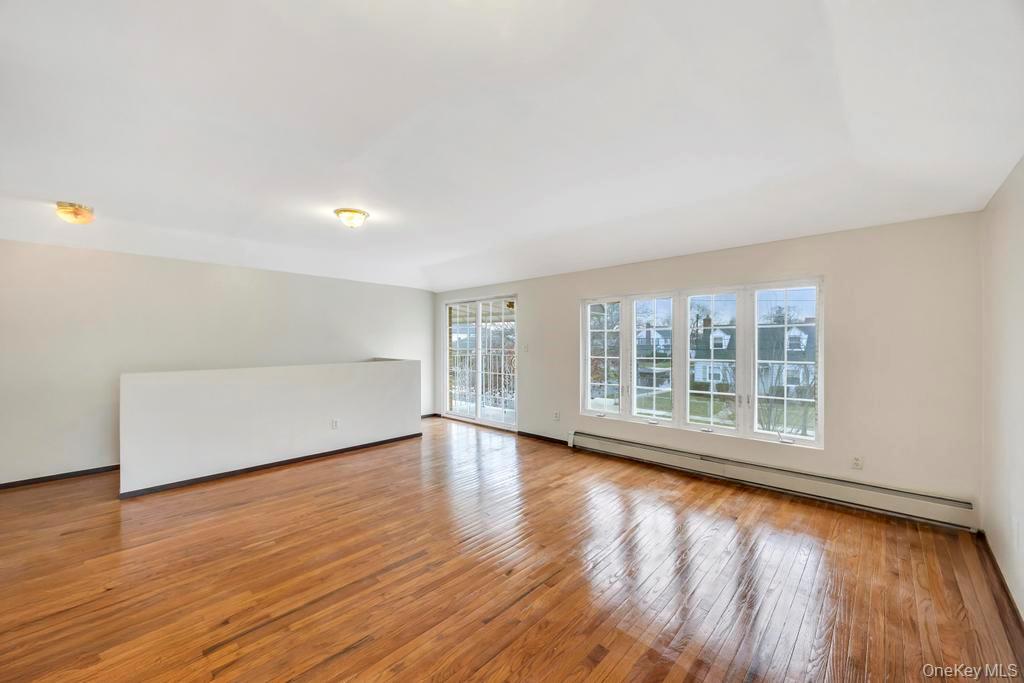 #5 photo, 143-06 243rd Street, קווינס Rosedale , NY 11422