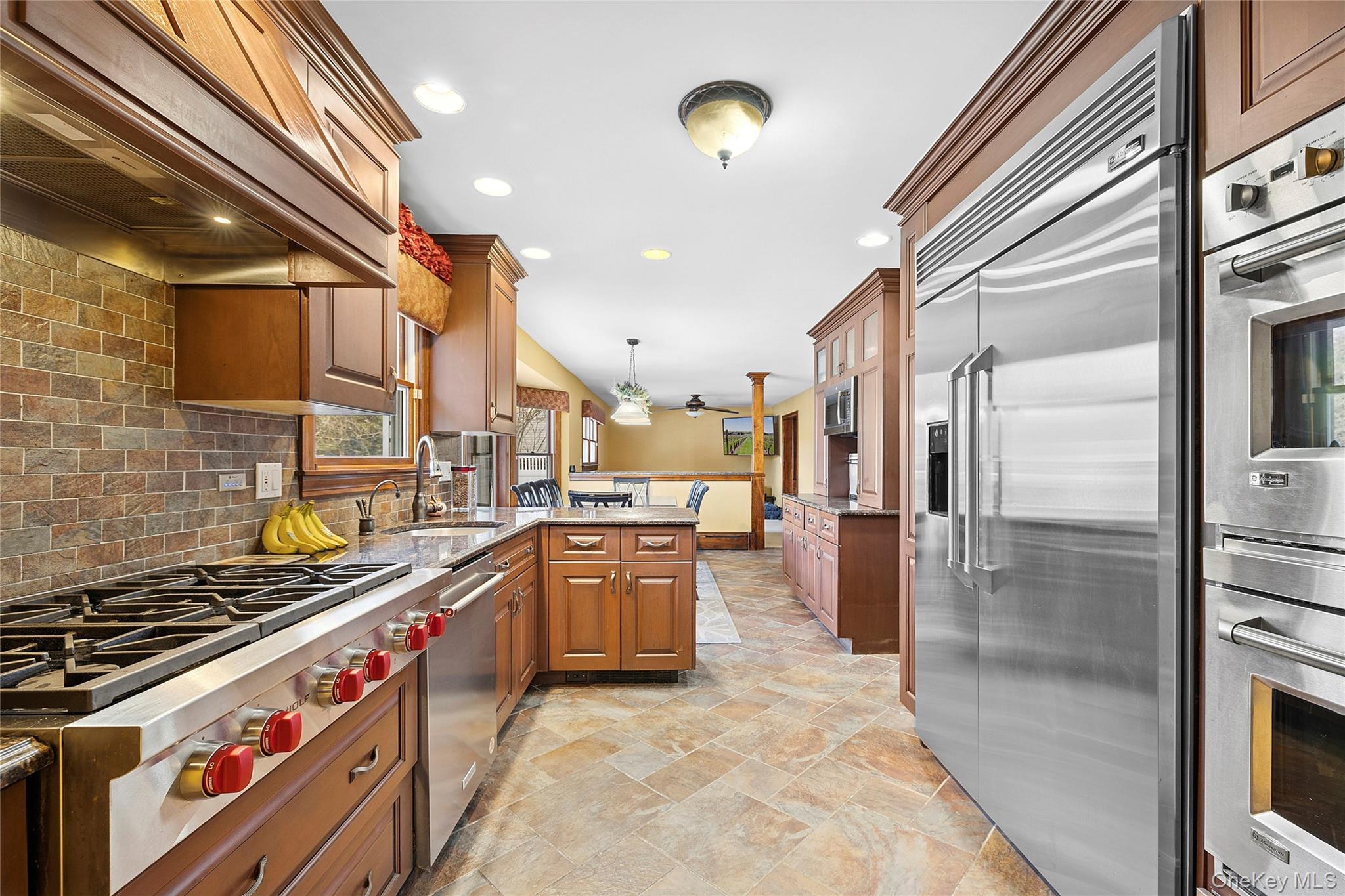 #3 photo, 23 Janet Street, 롱 아일랜드 Port Jefferson Station , NY 11776