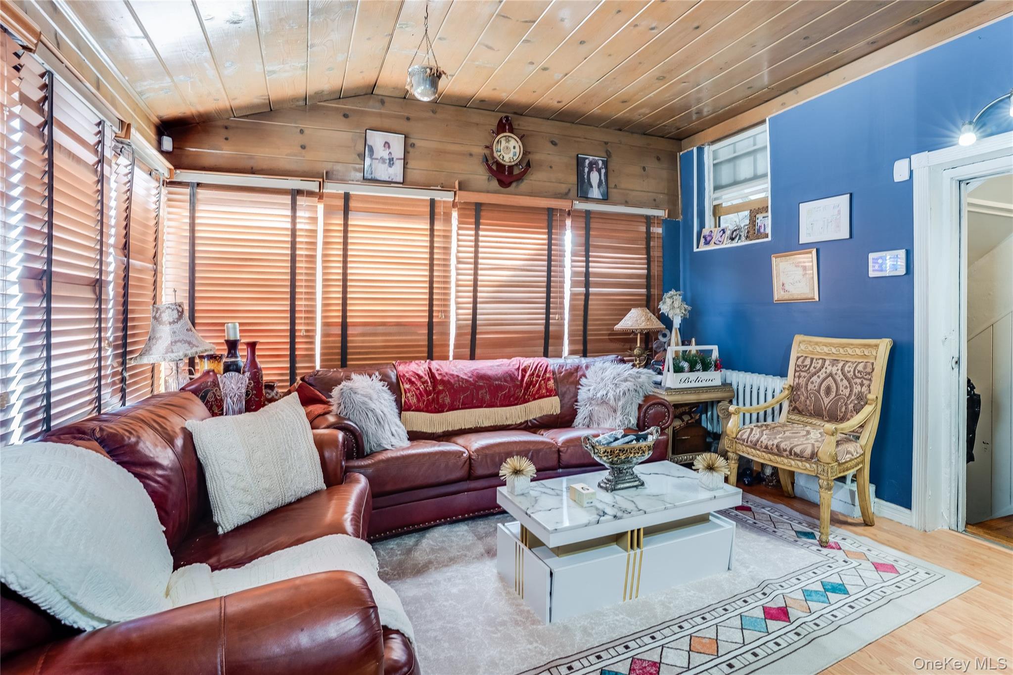 #11 photo, 122 Hamilton Road Road, नासाउ काउंटी Hempstead , NY 11550