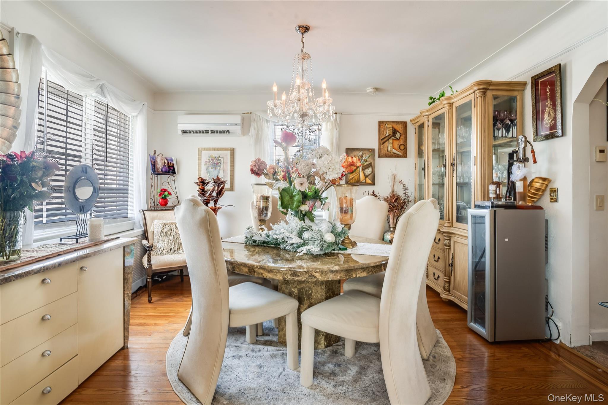 #16 photo, 122 Hamilton Road Road, नासाउ काउंटी Hempstead , NY 11550