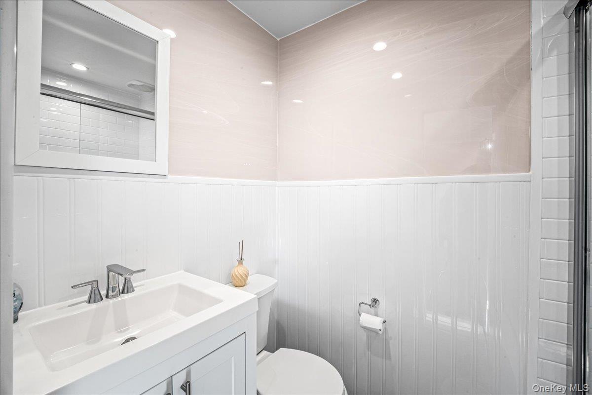 #20 photo, 65-26 Admiral Avenue, كوينز Middle Village , NY 11379