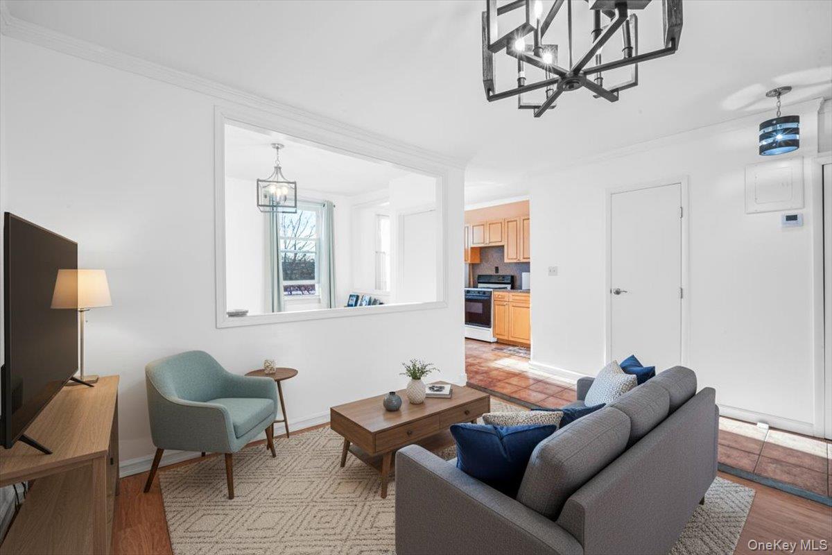 #4 photo, 65-26 Admiral Avenue, كوينز Middle Village , NY 11379