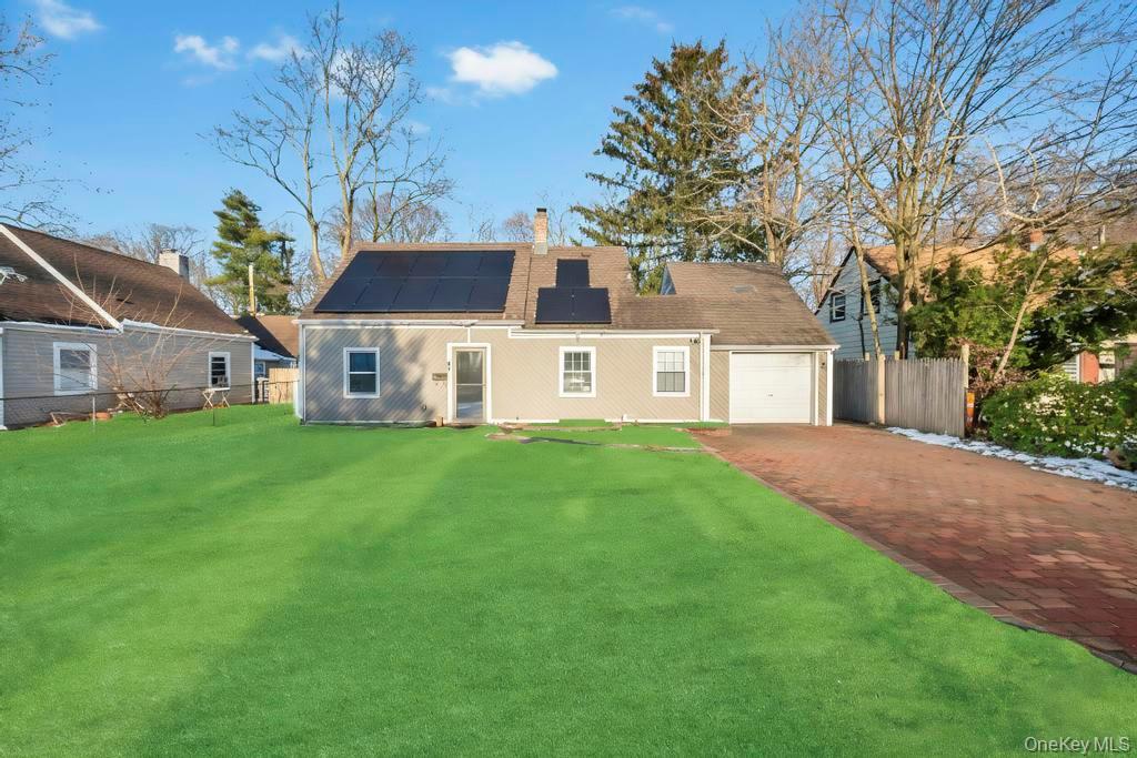 #13 photo, 66 Maplewood Drive, Westbury , NY 11590