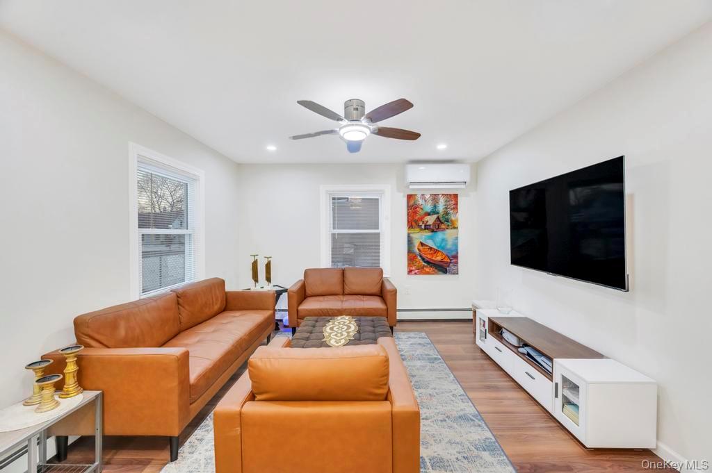 #4 photo, 66 Maplewood Drive, Westbury , NY 11590