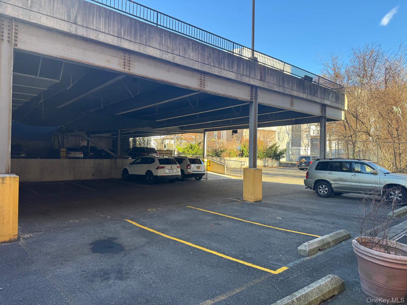 #15 photo, 27 Ludlow Street, Yonkers , NY 10705