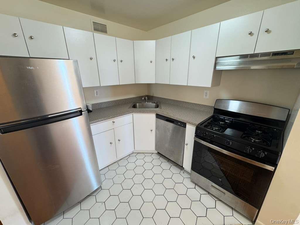 #8 photo, 27 Ludlow Street, Yonkers , NY 10705