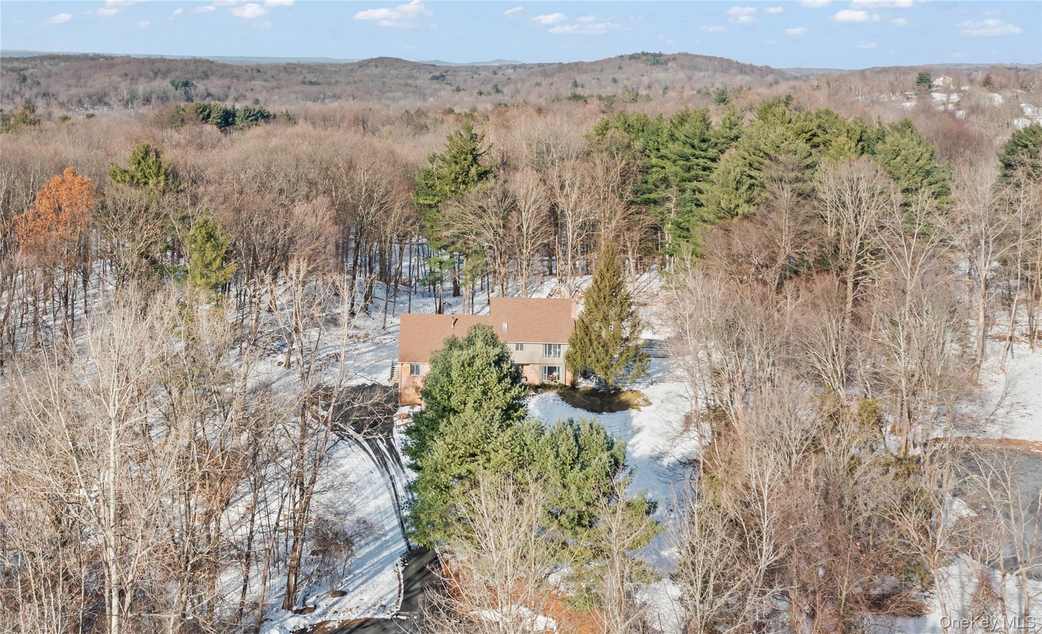 #1 photo, 3 Lisa Court, 뉴욕주 Red Hook , NY 12571