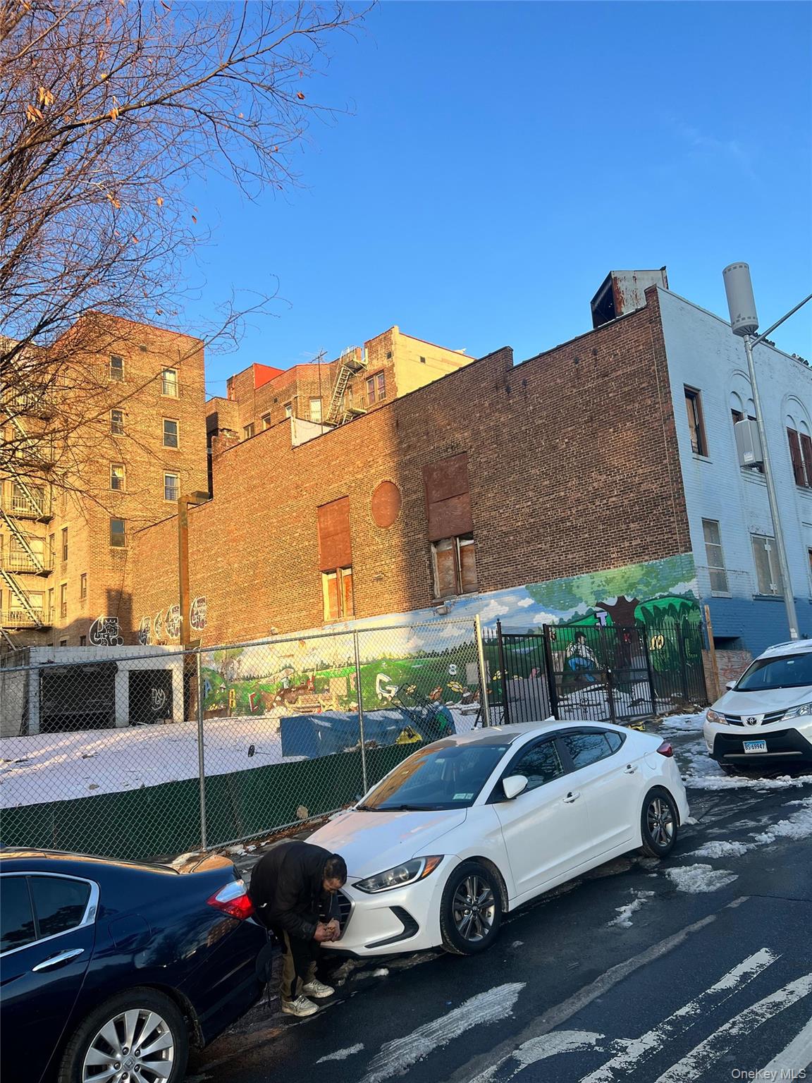 #2 photo, 1925 Grand Concourse, برونكس Bronx , NY 10453