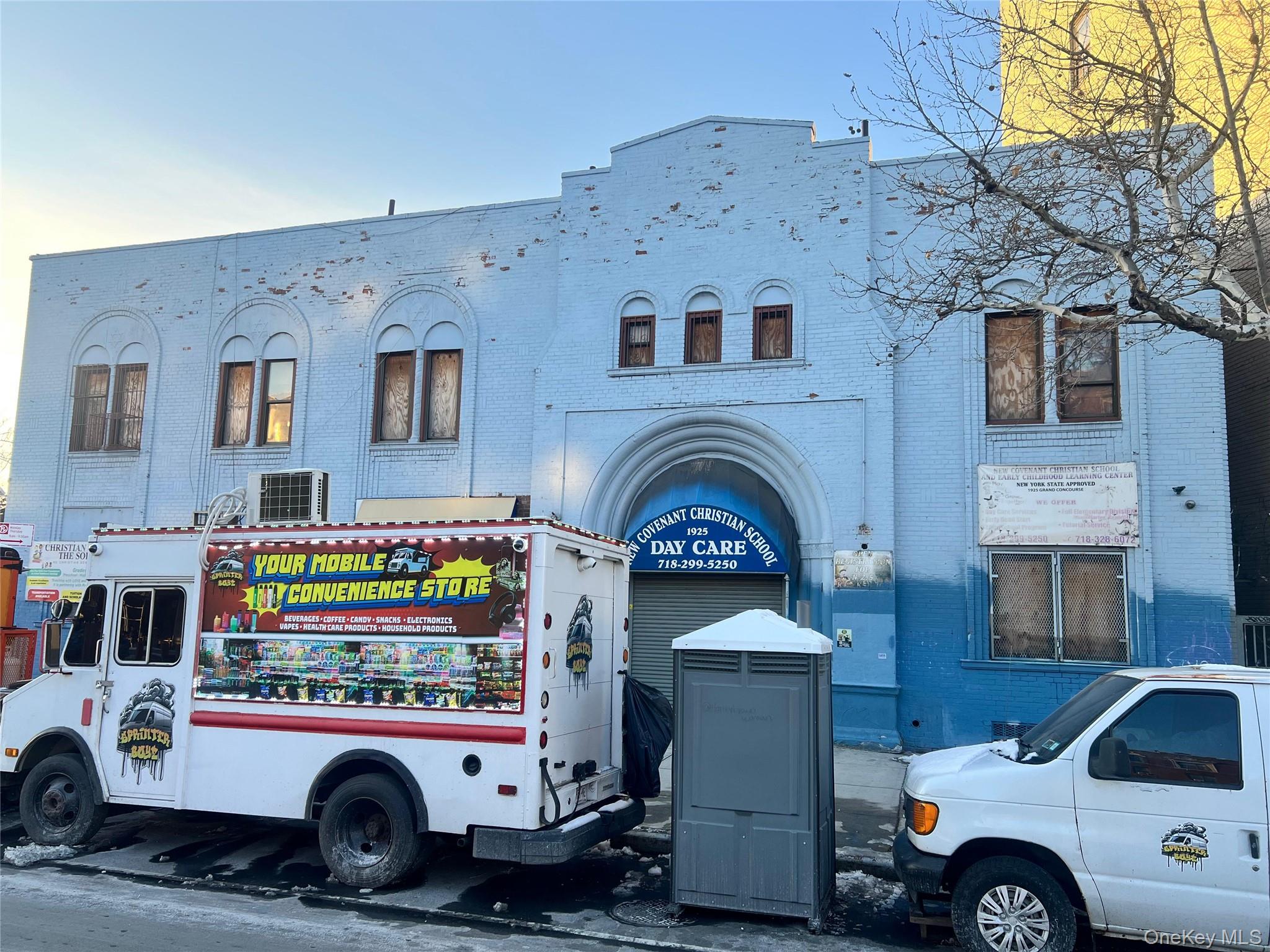 #3 photo, 1925 Grand Concourse, برونكس Bronx , NY 10453