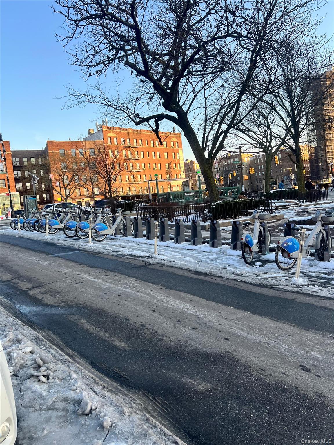 #9 photo, 1925 Grand Concourse, برونكس Bronx , NY 10453