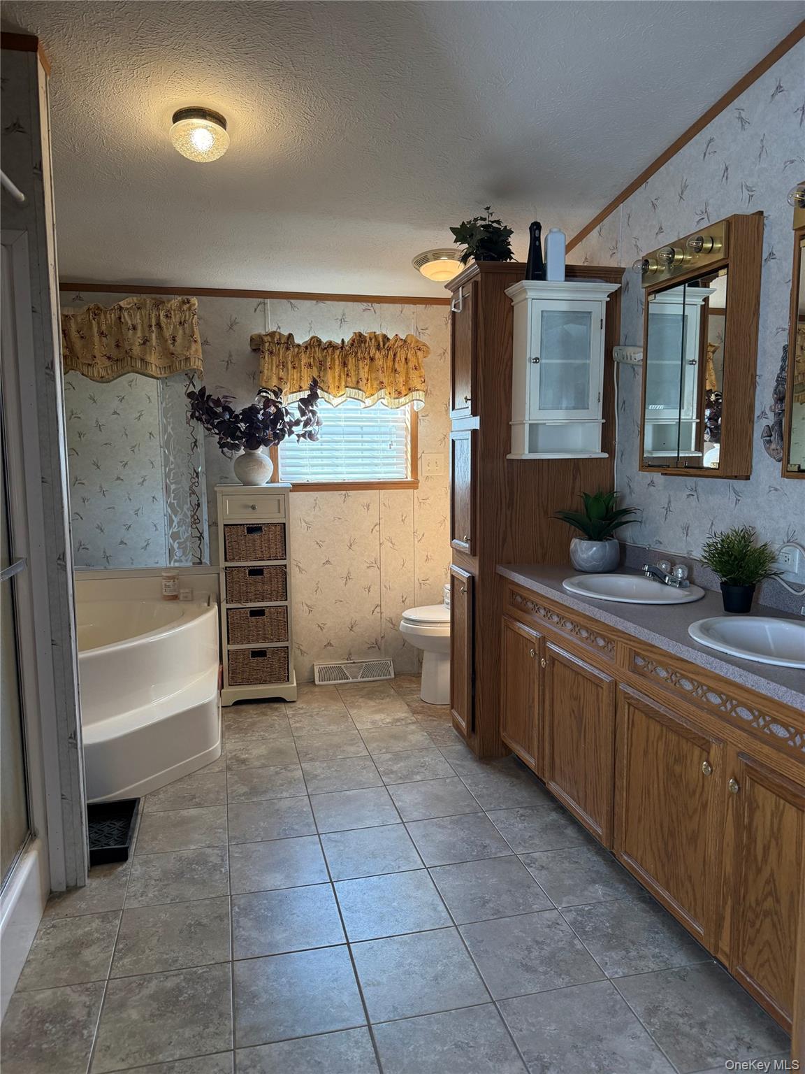 #10 photo, 326 Long Lane, Bloomingburg , NY 12721