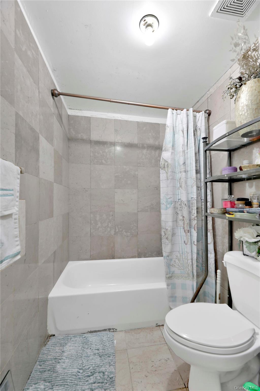 #13 photo, 34 Tamarack Street, Central Islip , NY 11722