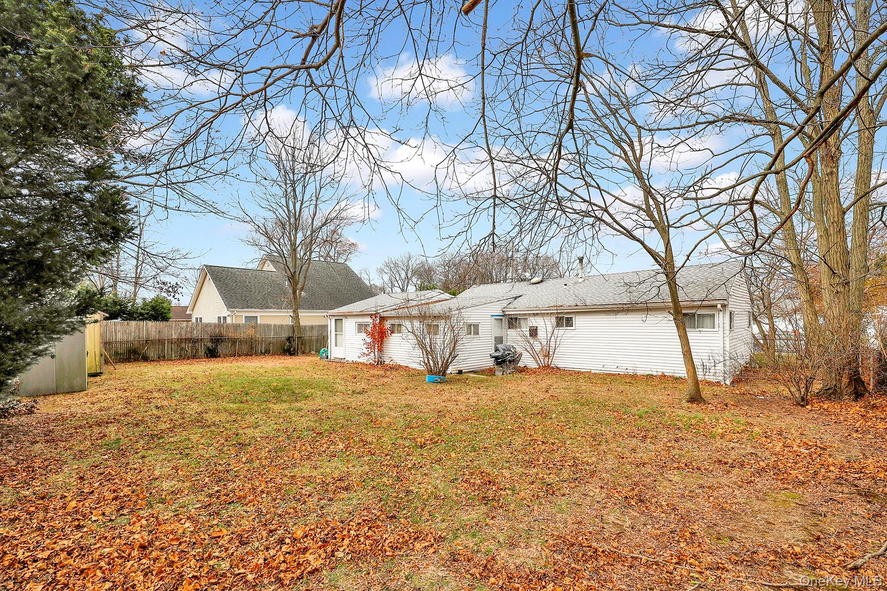 #17 photo, 34 Tamarack Street, Central Islip , NY 11722