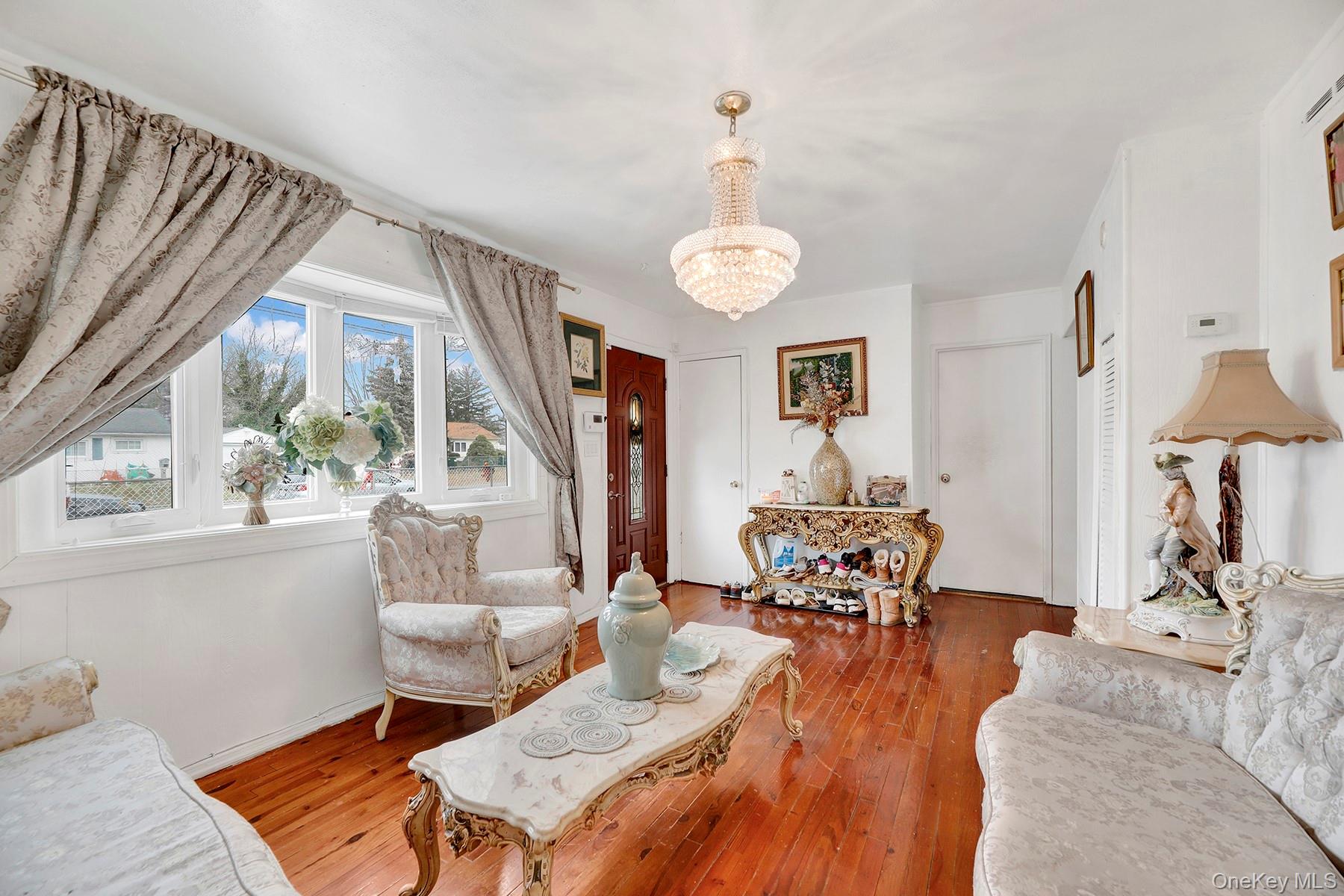 #3 photo, 34 Tamarack Street, Central Islip , NY 11722