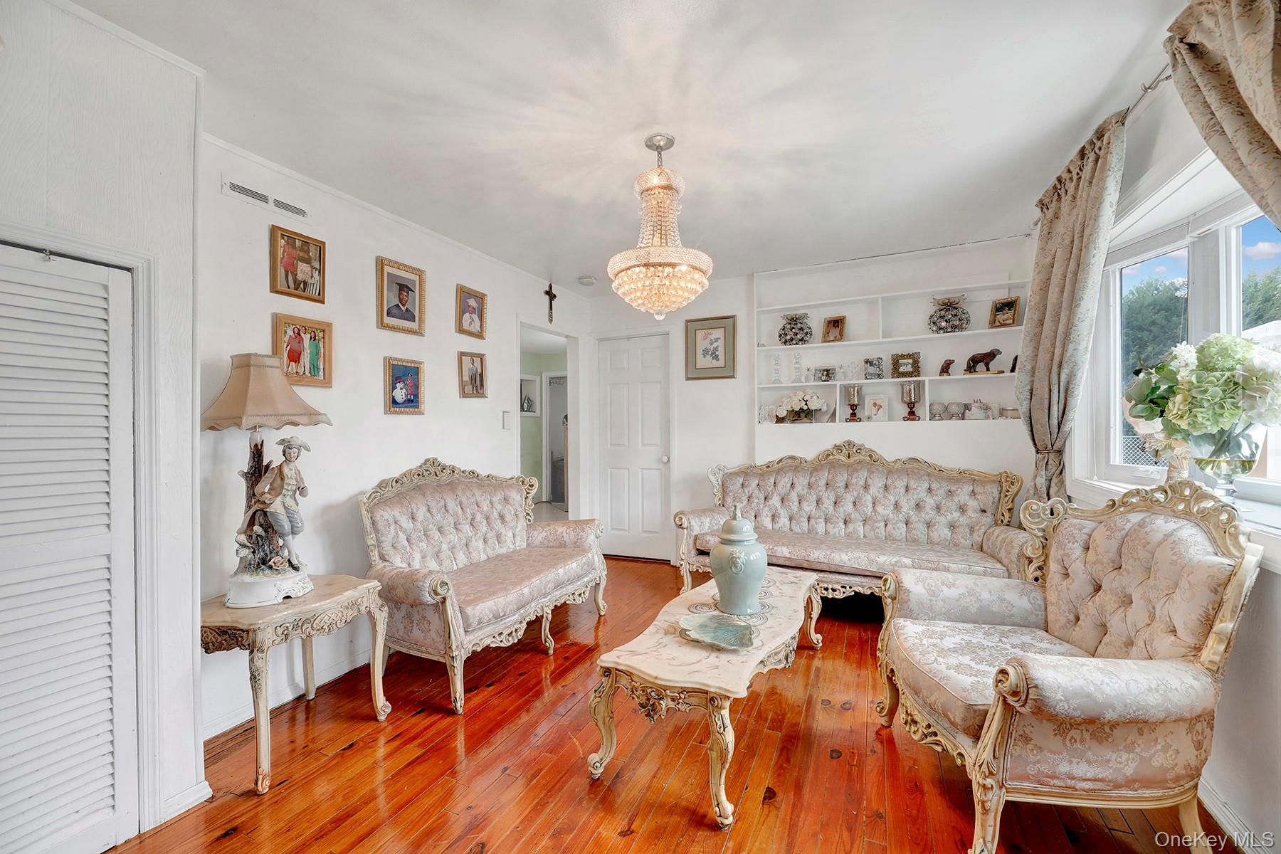 #5 photo, 34 Tamarack Street, Central Islip , NY 11722