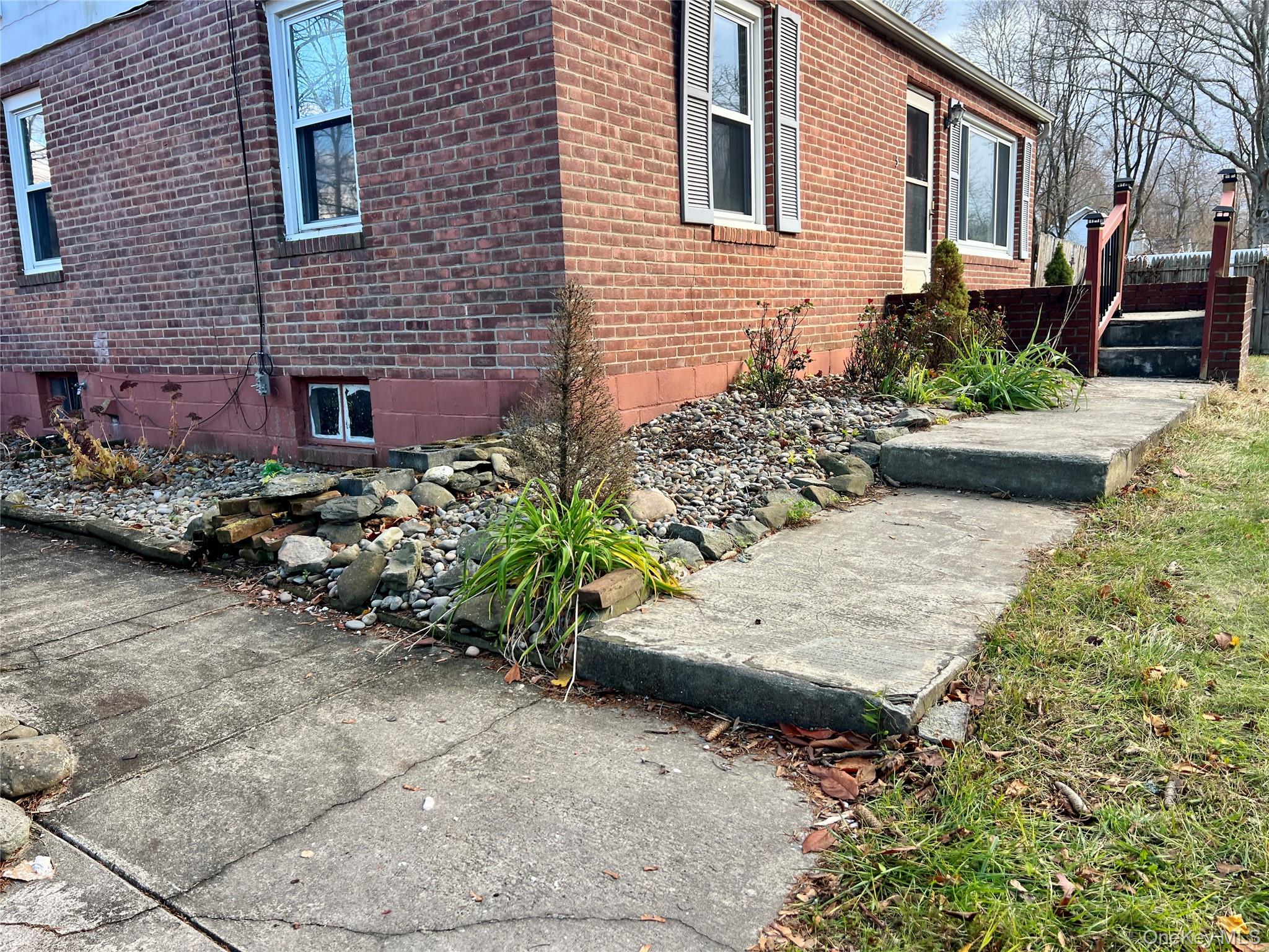 #6 photo, 3 Davis Road, Poughkeepsie , NY 12603