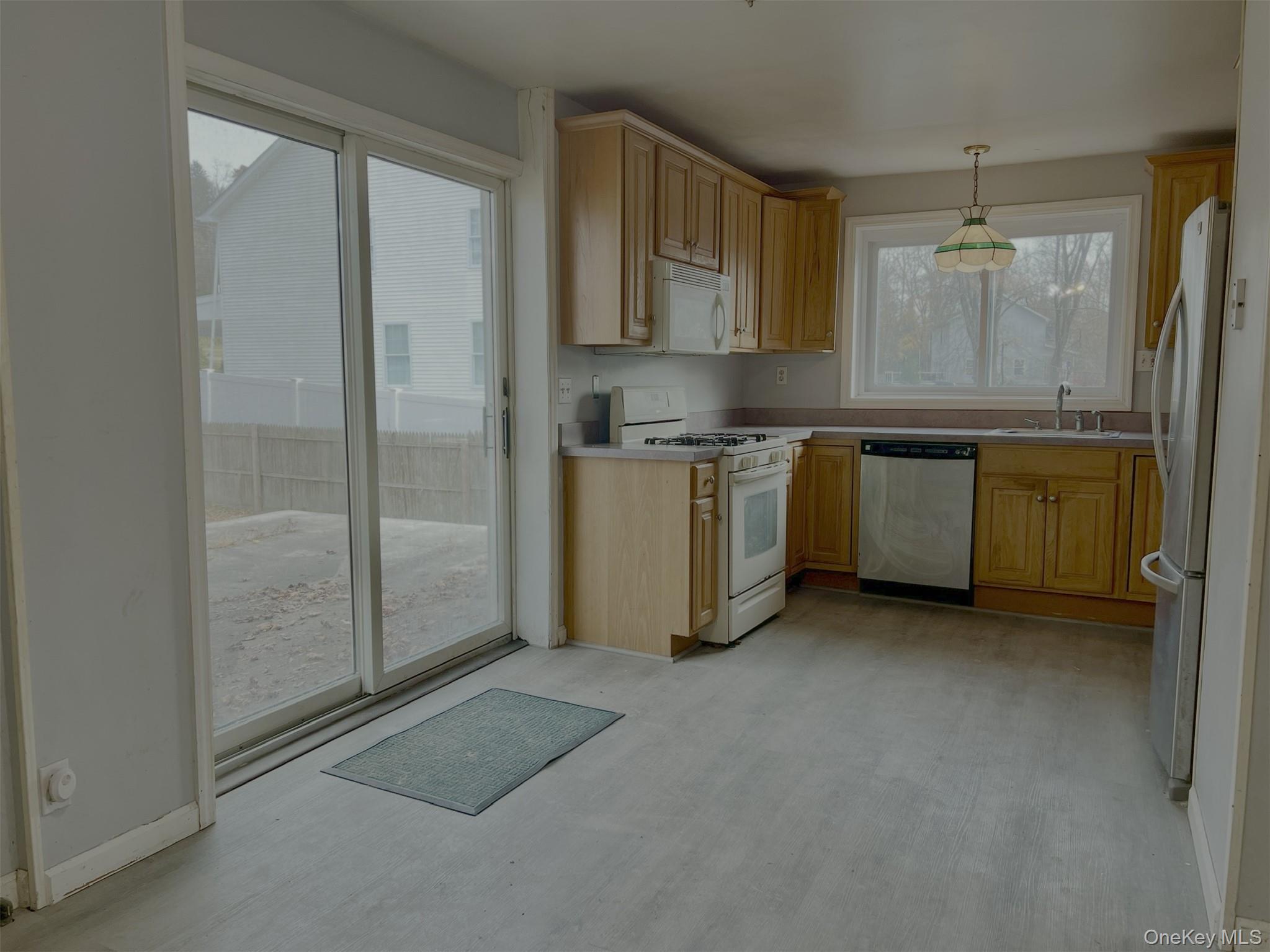 #8 photo, 3 Davis Road, Poughkeepsie , NY 12603