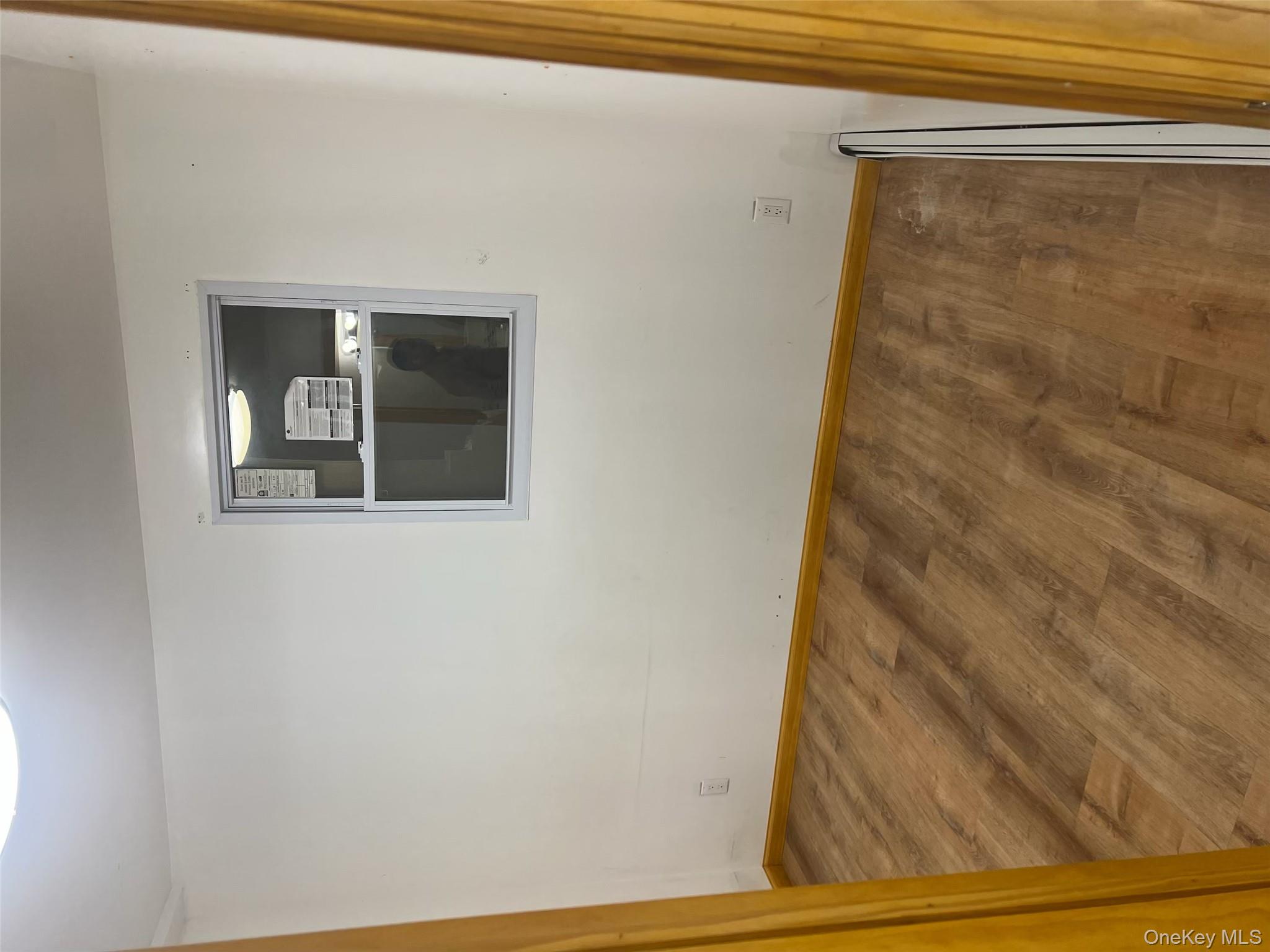 #4 photo, 170-11 Lithonia Avenue, Fresh Meadows , NY 11365