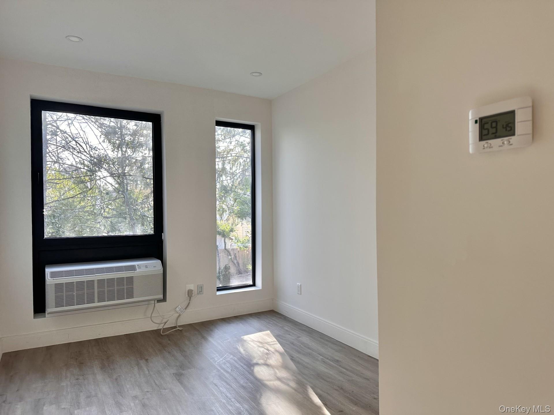 #5 photo, 362 W Merrick Road, Valley Stream , NY 11580