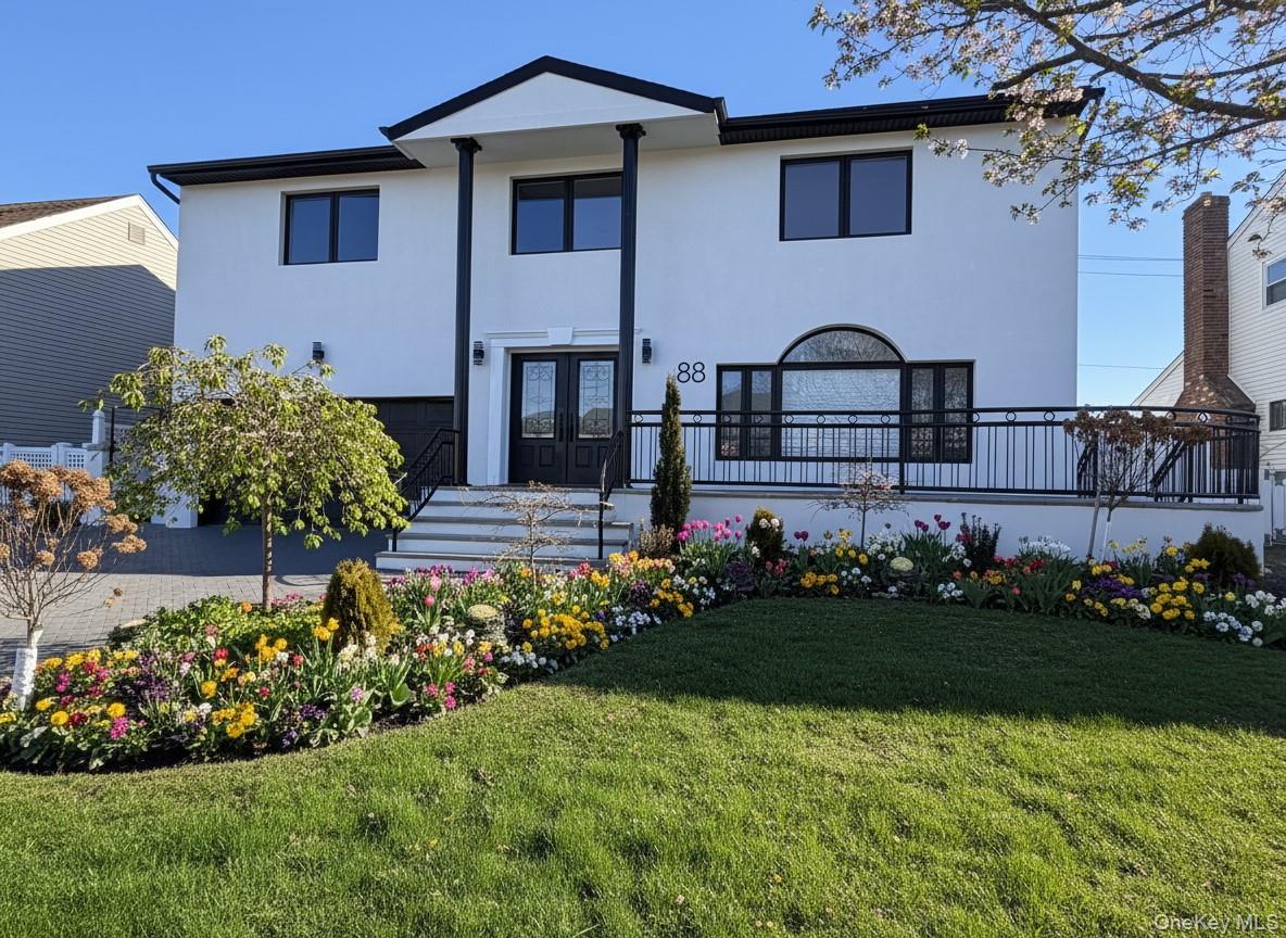 #1 photo, 88 Mark Lane, नासाउ काउंटी Atlantic Beach , NY 11509