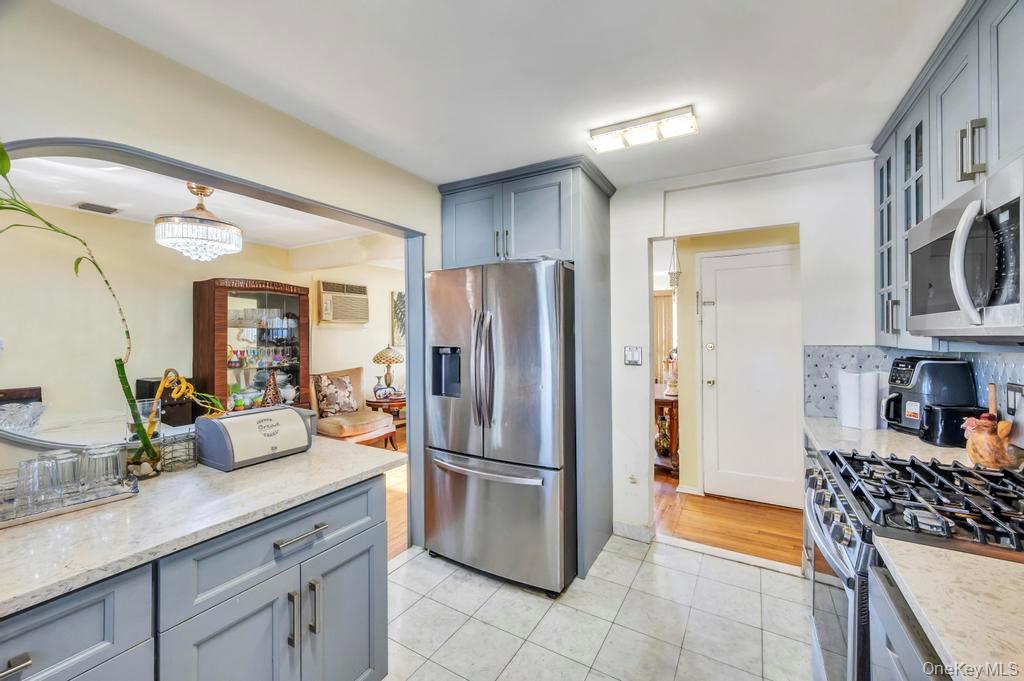 #17 photo, 181 Martens Avenue, Valley Stream , NY 11580