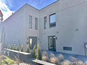 #2 photo, 362 W MERRICK Road, Valley Stream , NY 11580