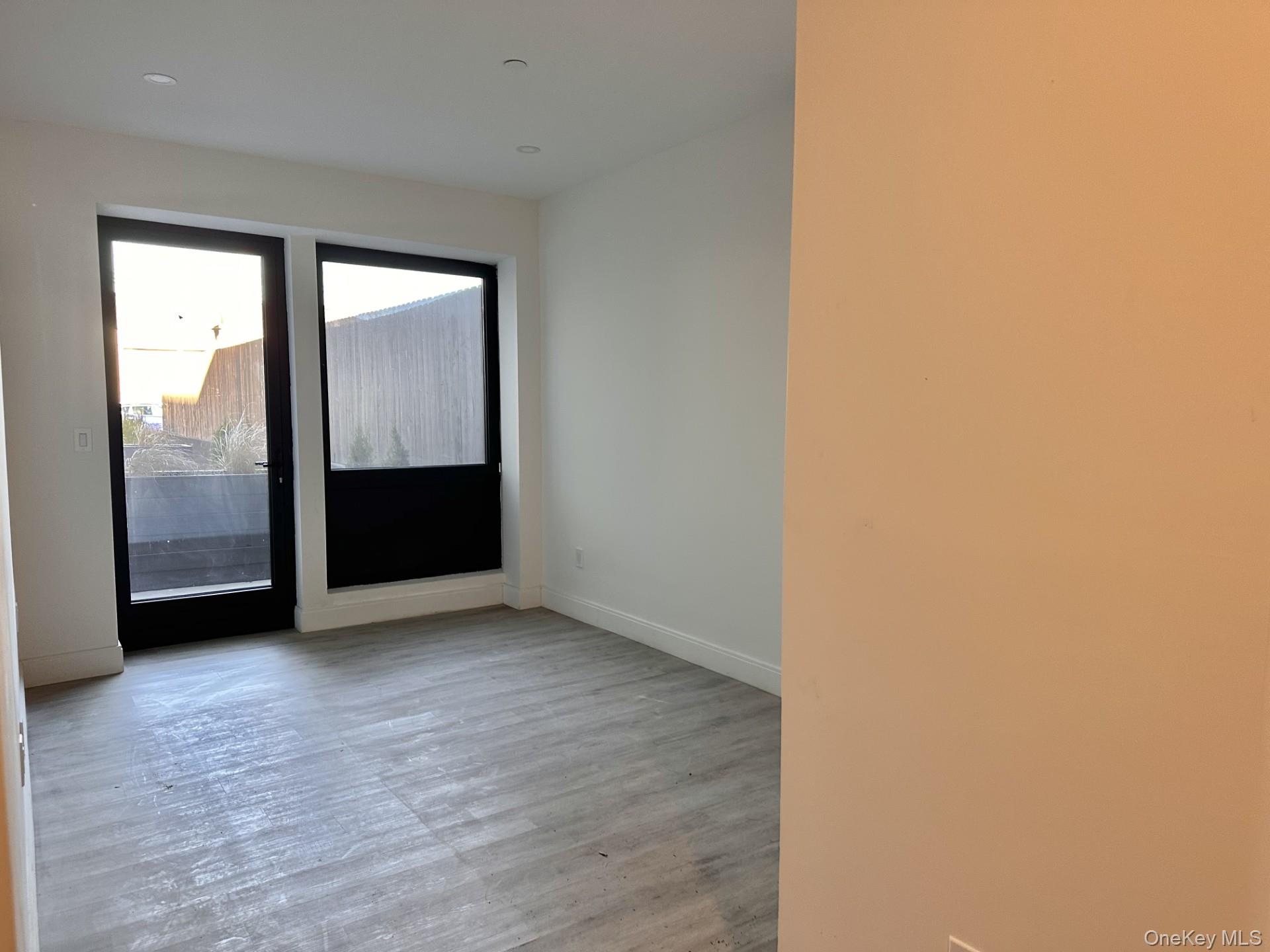 #4 photo, 362 W MERRICK Road, Valley Stream , NY 11580