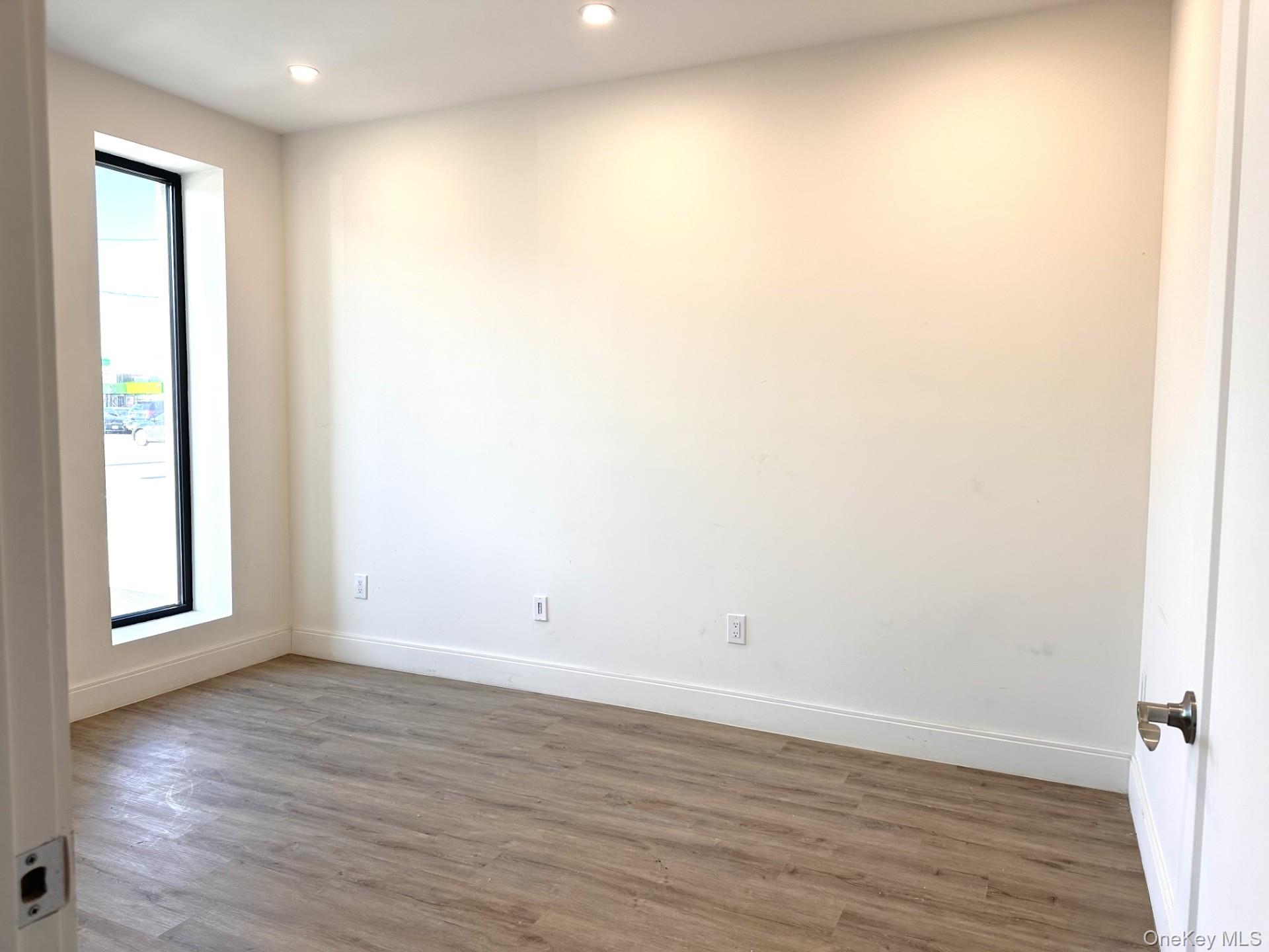 #5 photo, 362 W Merrick Road, Valley Stream , NY 11580