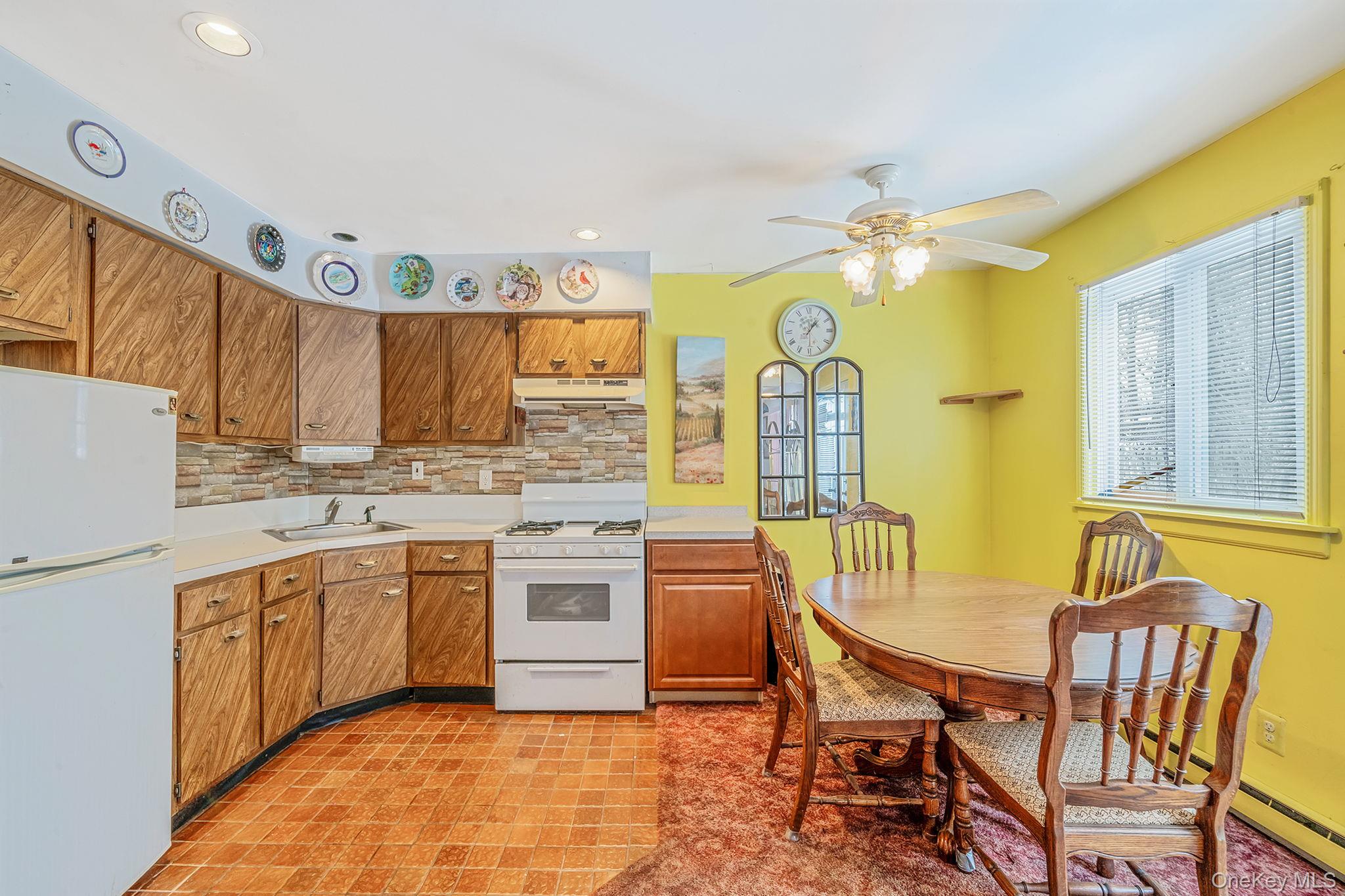 #16 photo, 244 Lakeside Trail, Ridge , NY 11961