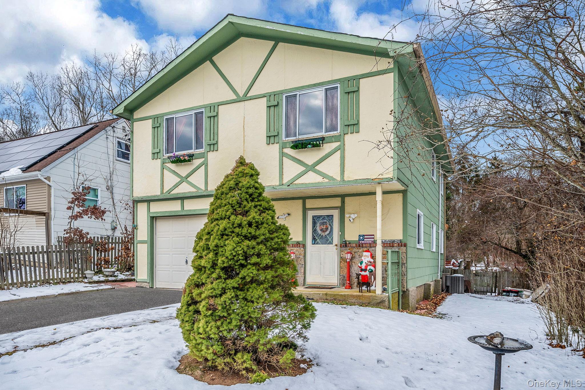 #6 photo, 244 Lakeside Trail, Ridge , NY 11961