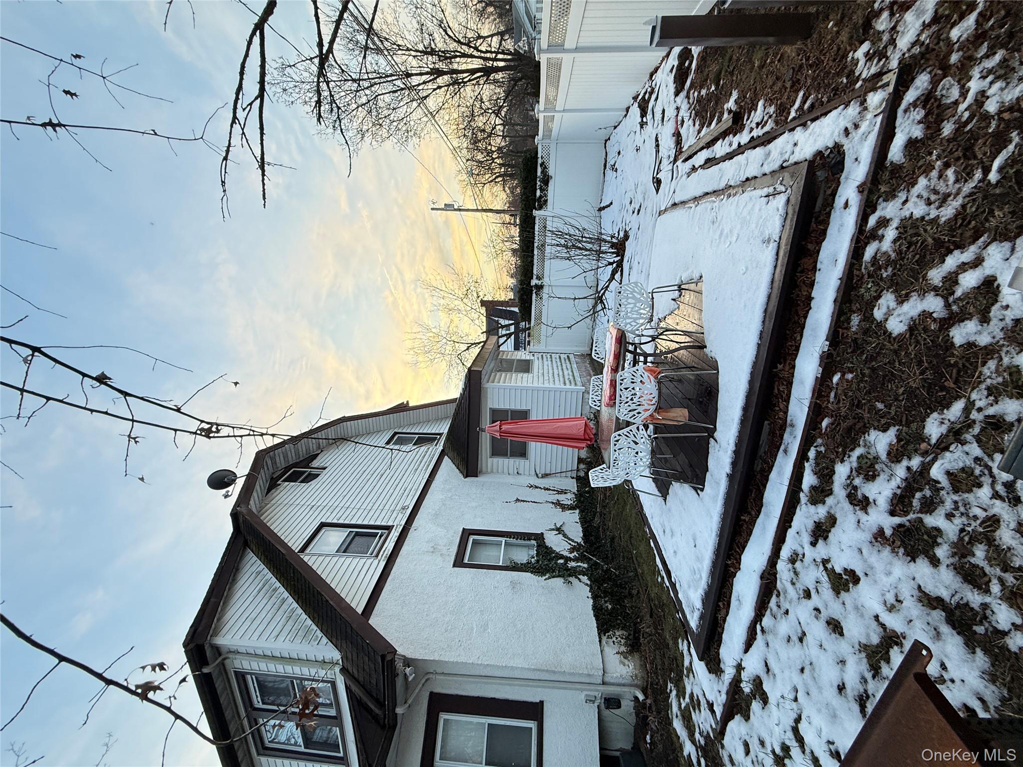 #7 photo, 18 Hotchkiss Place, מחוז נסאו Freeport , NY 11520