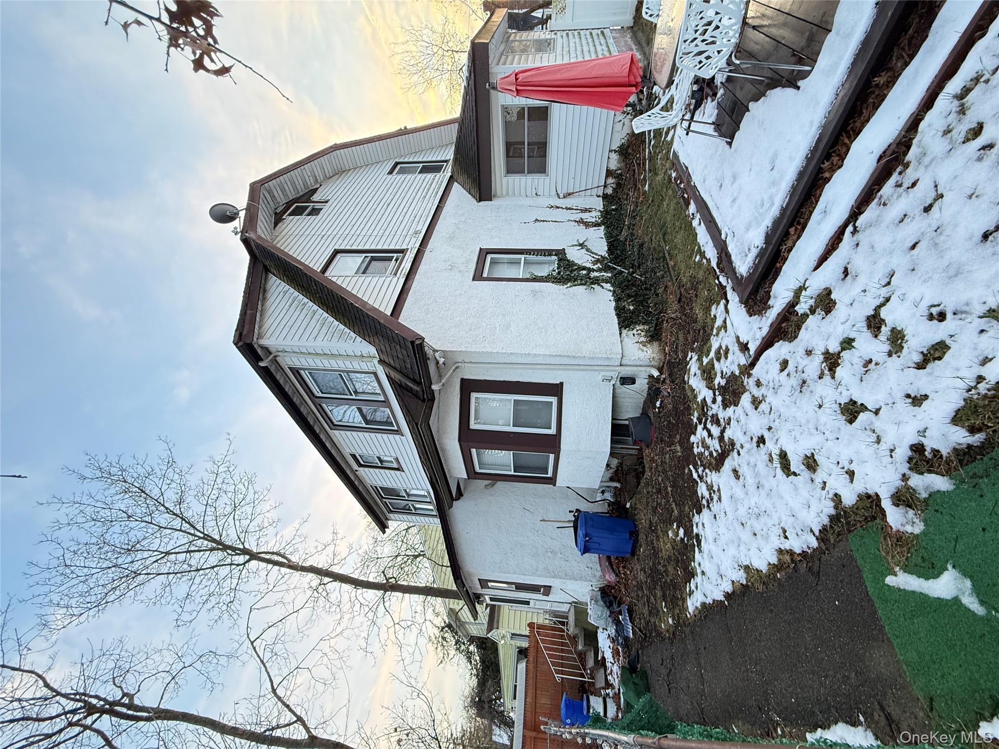 #8 photo, 18 Hotchkiss Place, מחוז נסאו Freeport , NY 11520