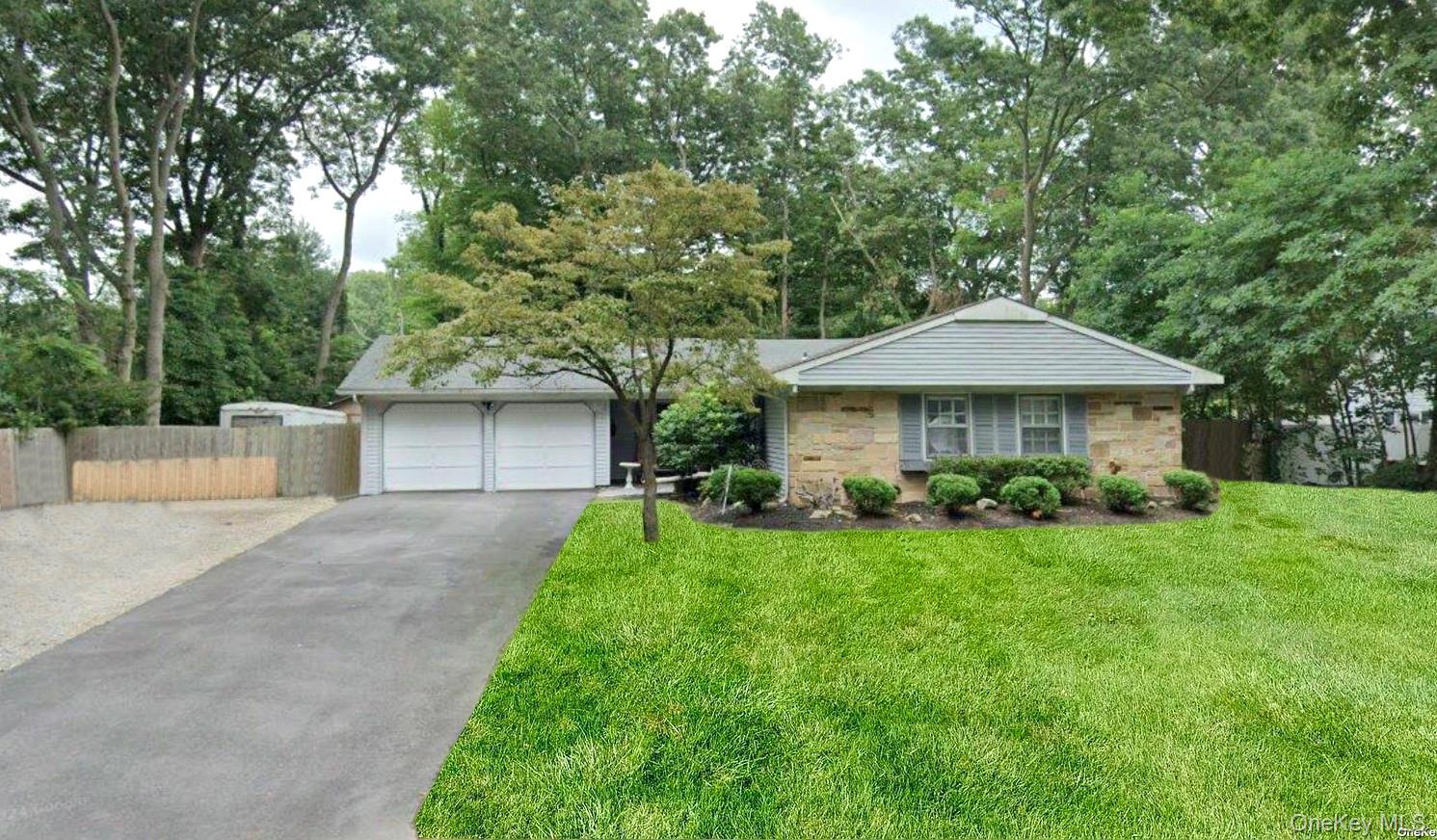 #1 photo, 11 Seward Ln, Stony Brook , NY 11790