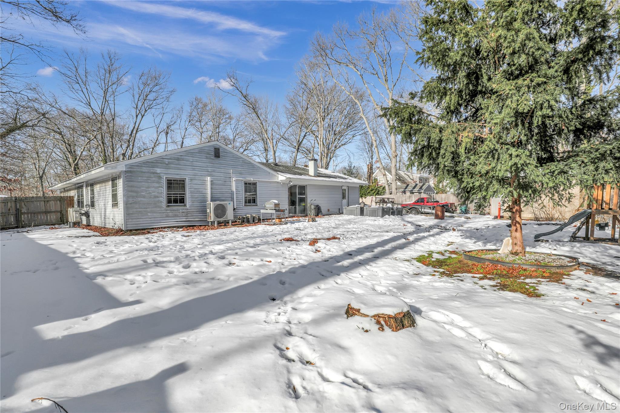 #16 photo, 11 Seward Ln, সাফোক কাউন্টি Stony Brook , NY 11790