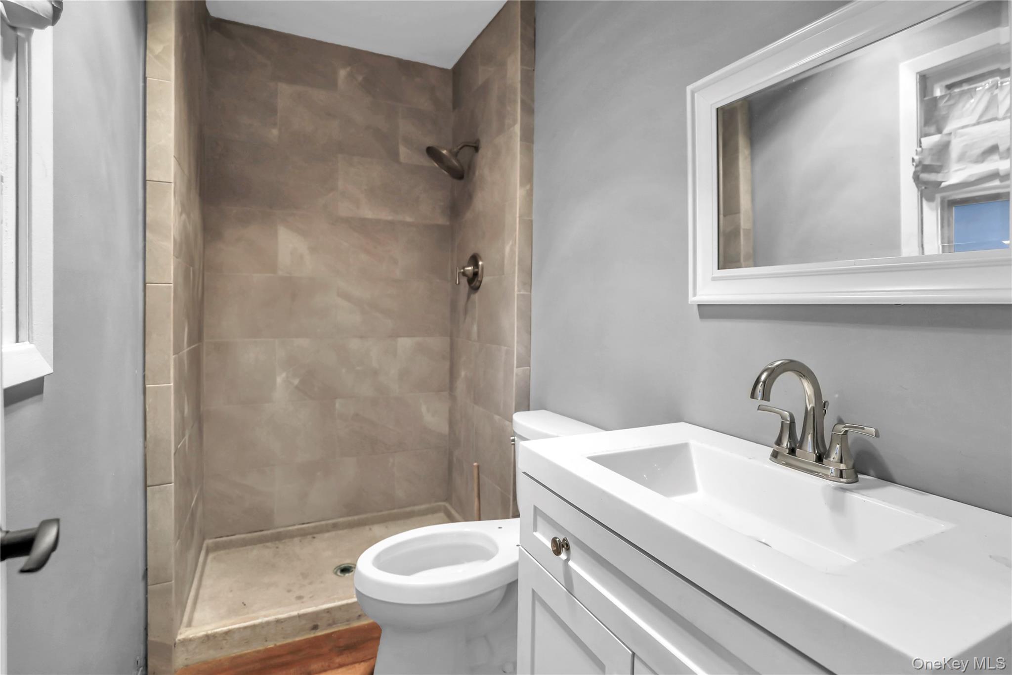 #8 photo, 11 Seward Ln, সাফোক কাউন্টি Stony Brook , NY 11790