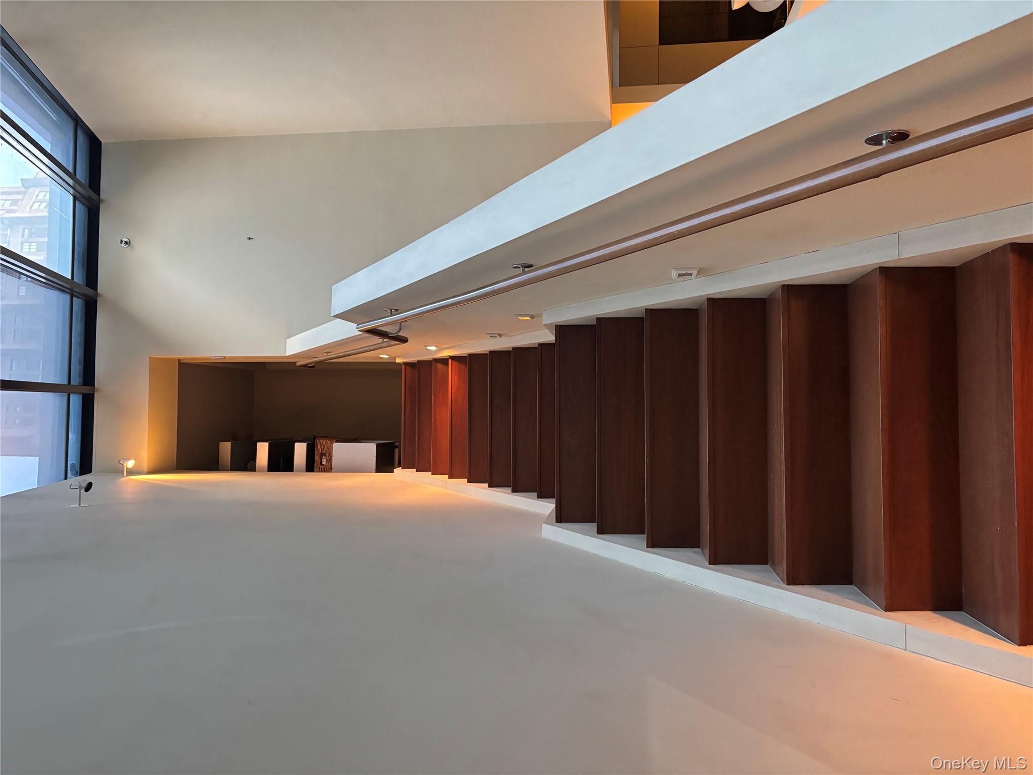 #13 photo, 55 Wall Street, New York (Manhattan) , NY 10005