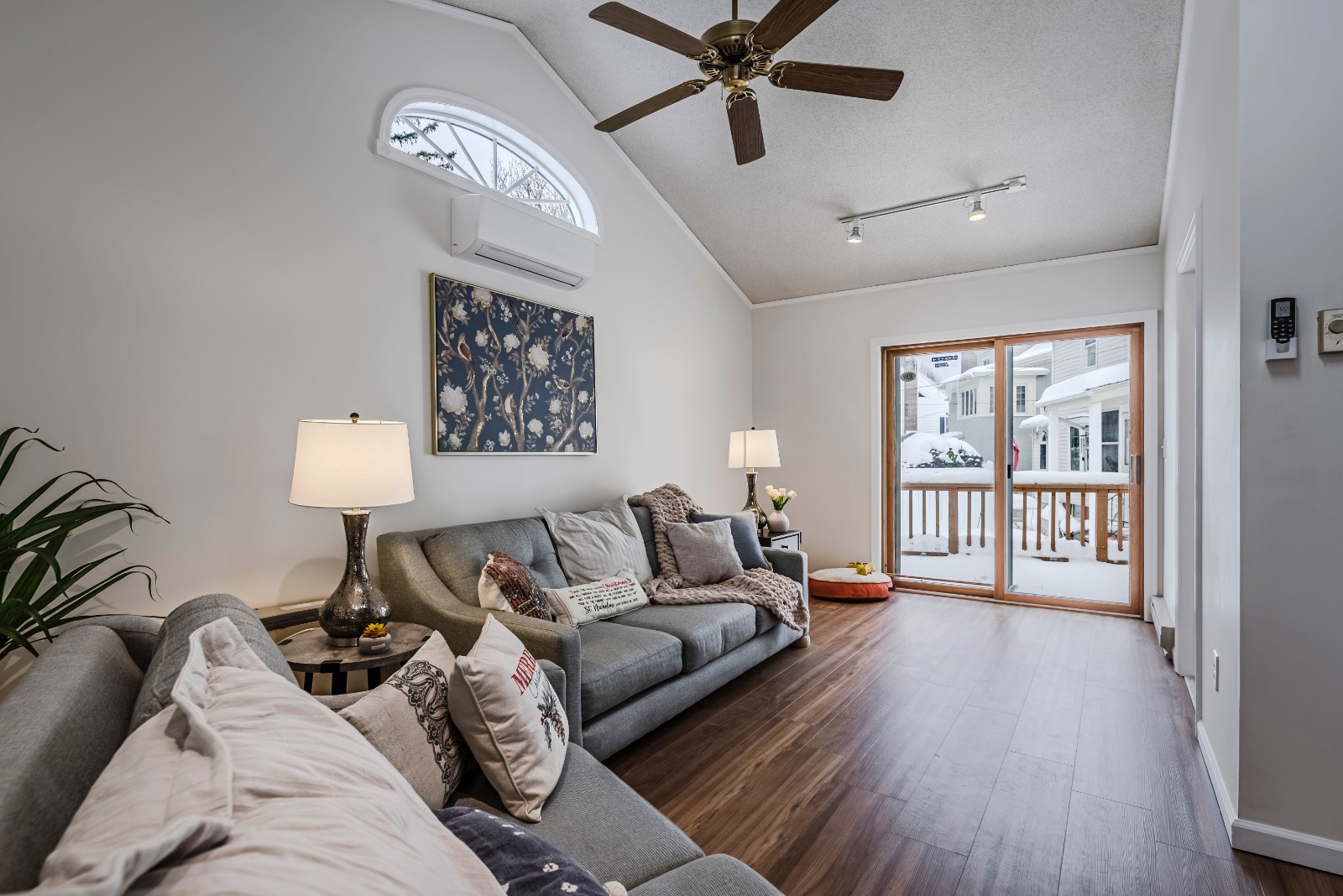 #17 photo, 2210 Douglas Crescent, Utica , NY 13501