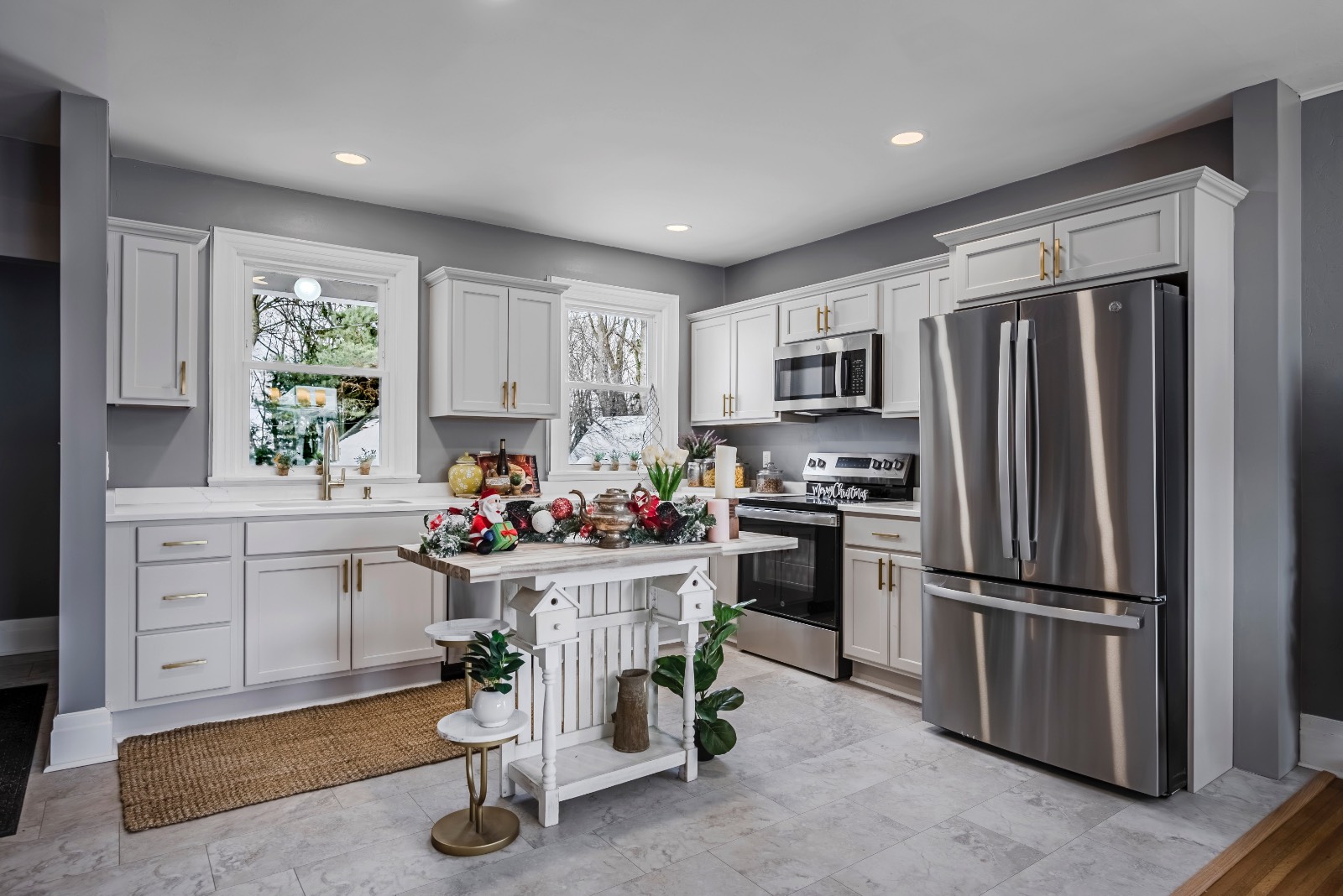 #24 photo, 2210 Douglas Crescent, Utica , NY 13501