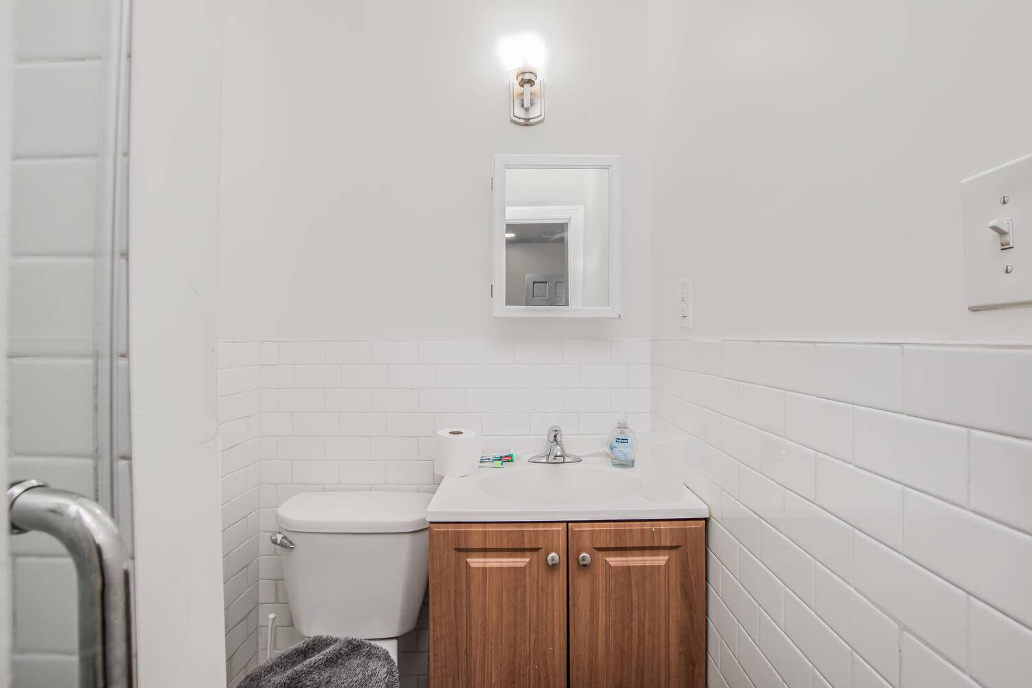 #10 photo, 1696 Monroe Ave, Claremont , NY 10457