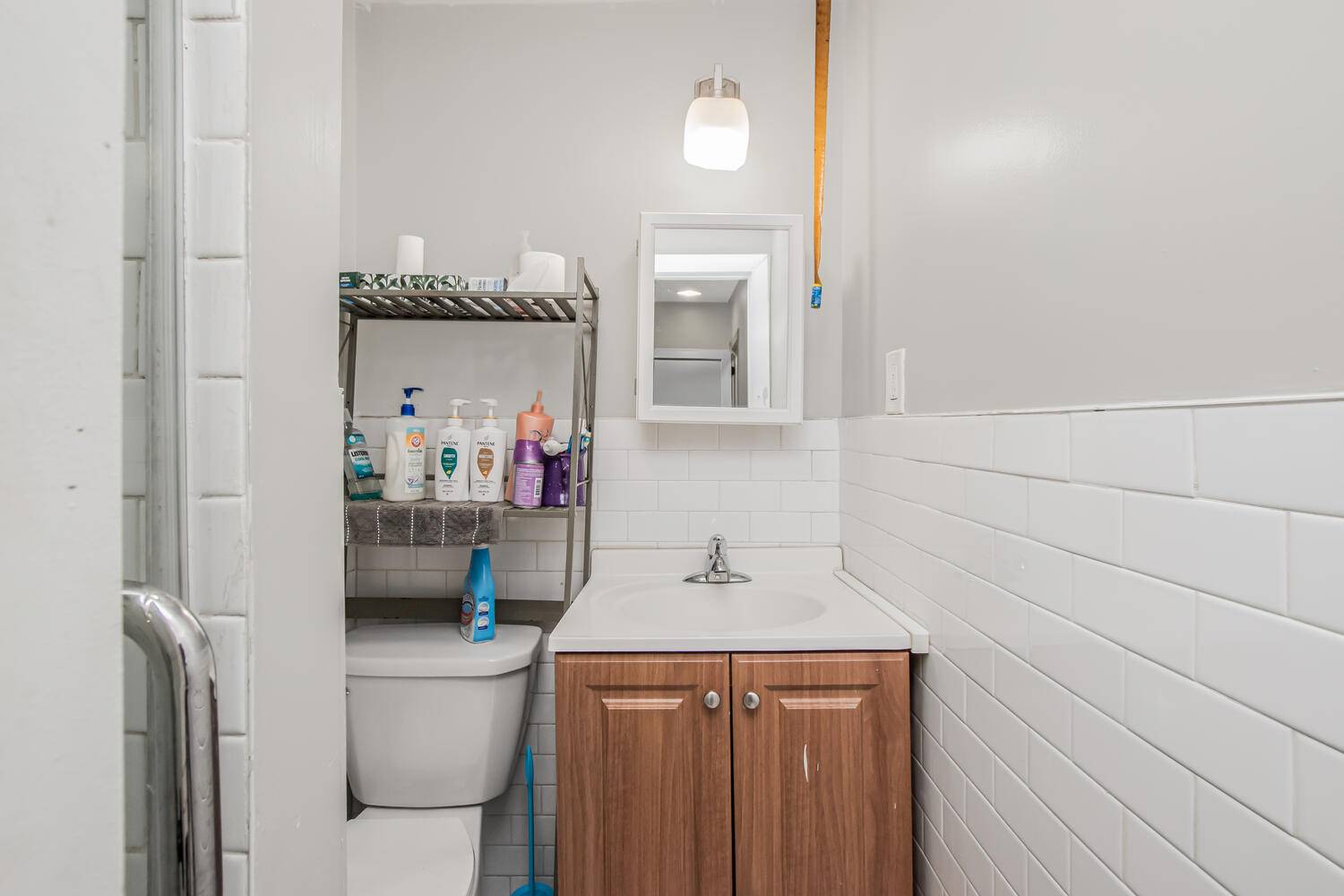 #13 photo, 1696 Monroe Ave, Claremont , NY 10457