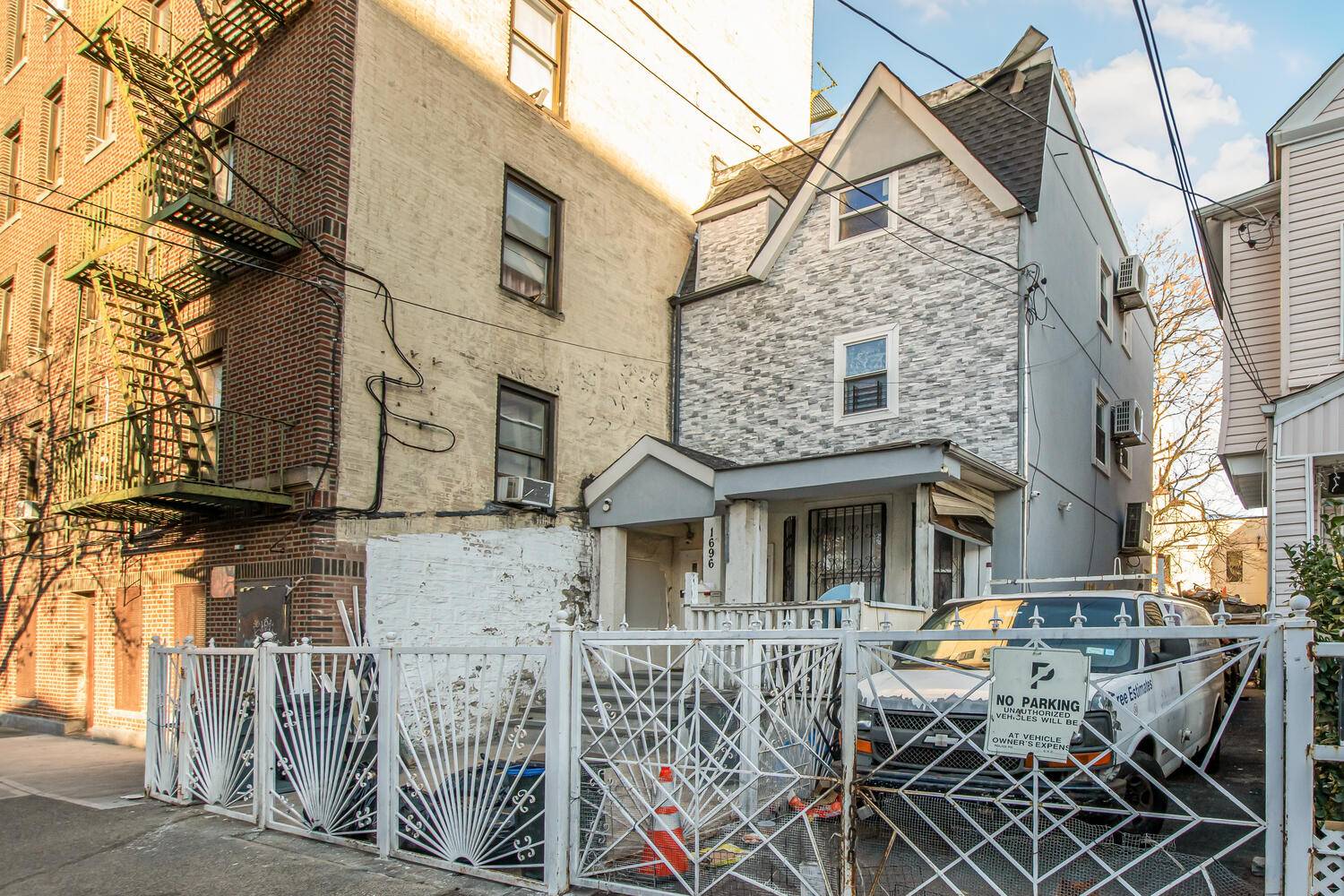 #2 photo, 1696 Monroe Ave, Claremont , NY 10457