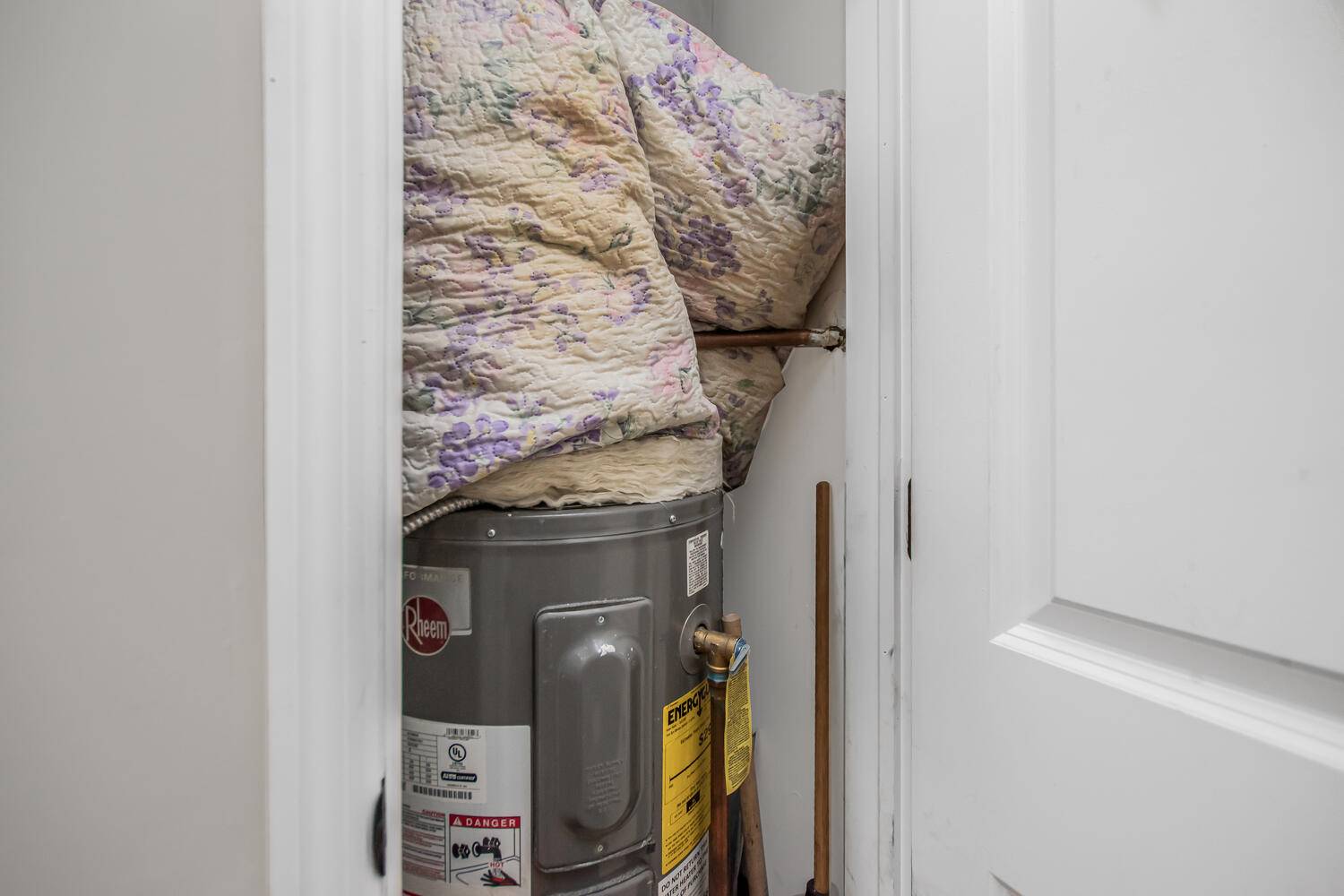 #24 photo, 1696 Monroe Ave, Claremont , NY 10457