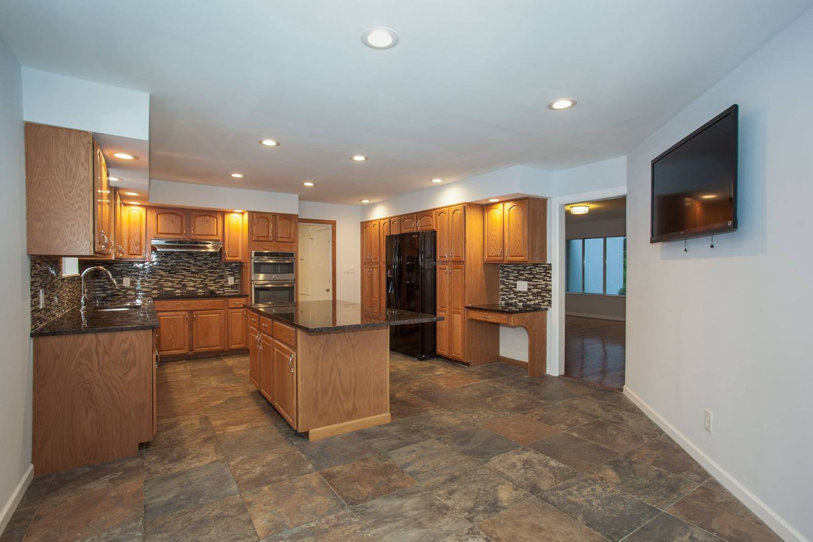 #11 photo, 12  N Ridge Road, Setauket , NY 11733