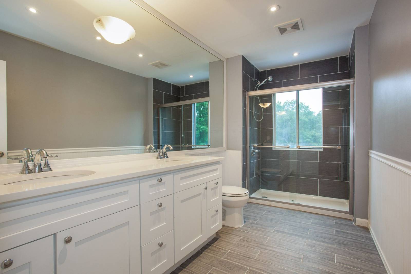 #19 photo, 12  N Ridge Road, Setauket , NY 11733