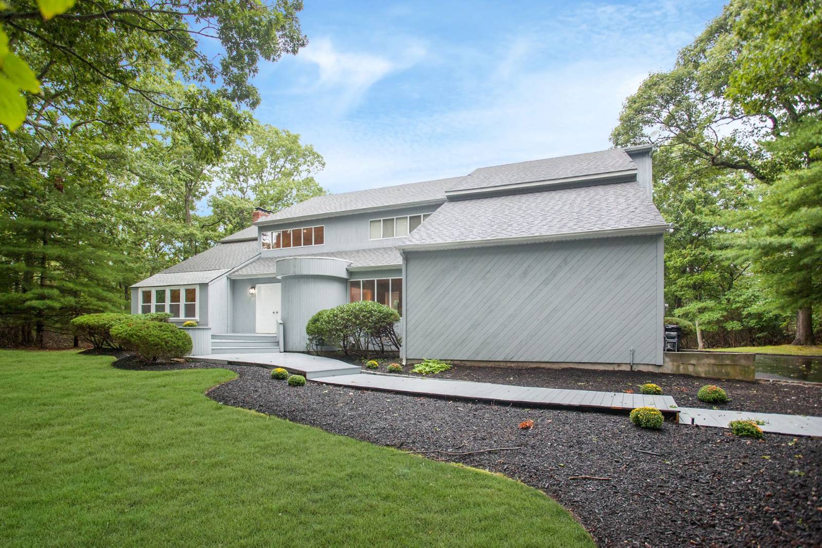 #2 photo, 12  N Ridge Road, Setauket , NY 11733