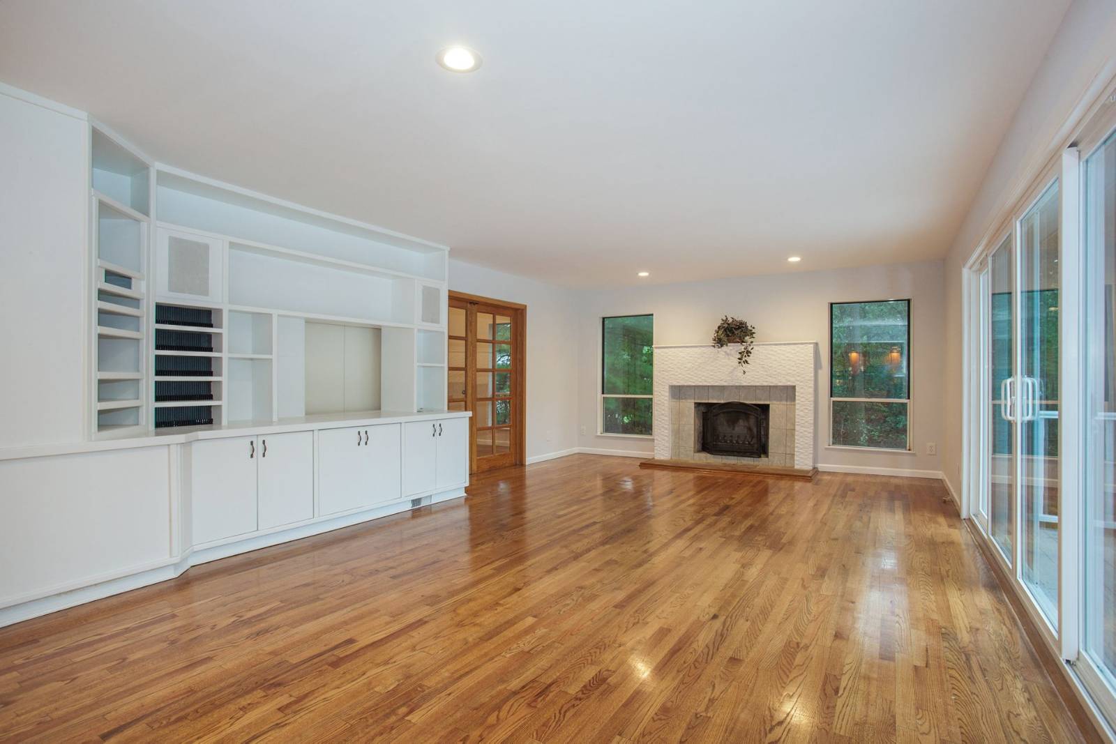 #27 photo, 12  N Ridge Road, Setauket , NY 11733