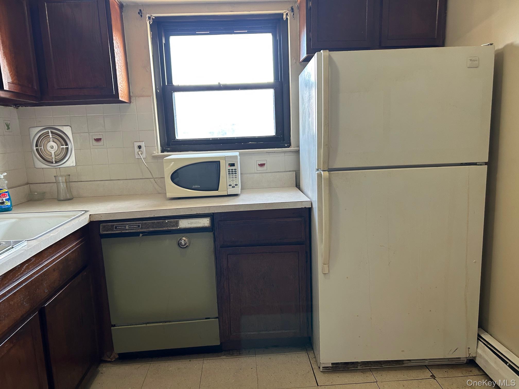 #12 photo, 68 Sneden Place, Spring Valley , NY 10977