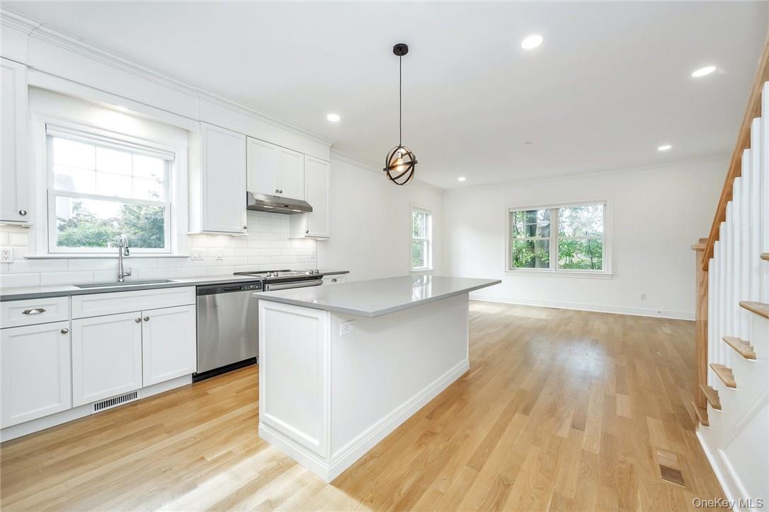 #7 photo, 233 Lincoln Avenue, West Harrison , NY 10604