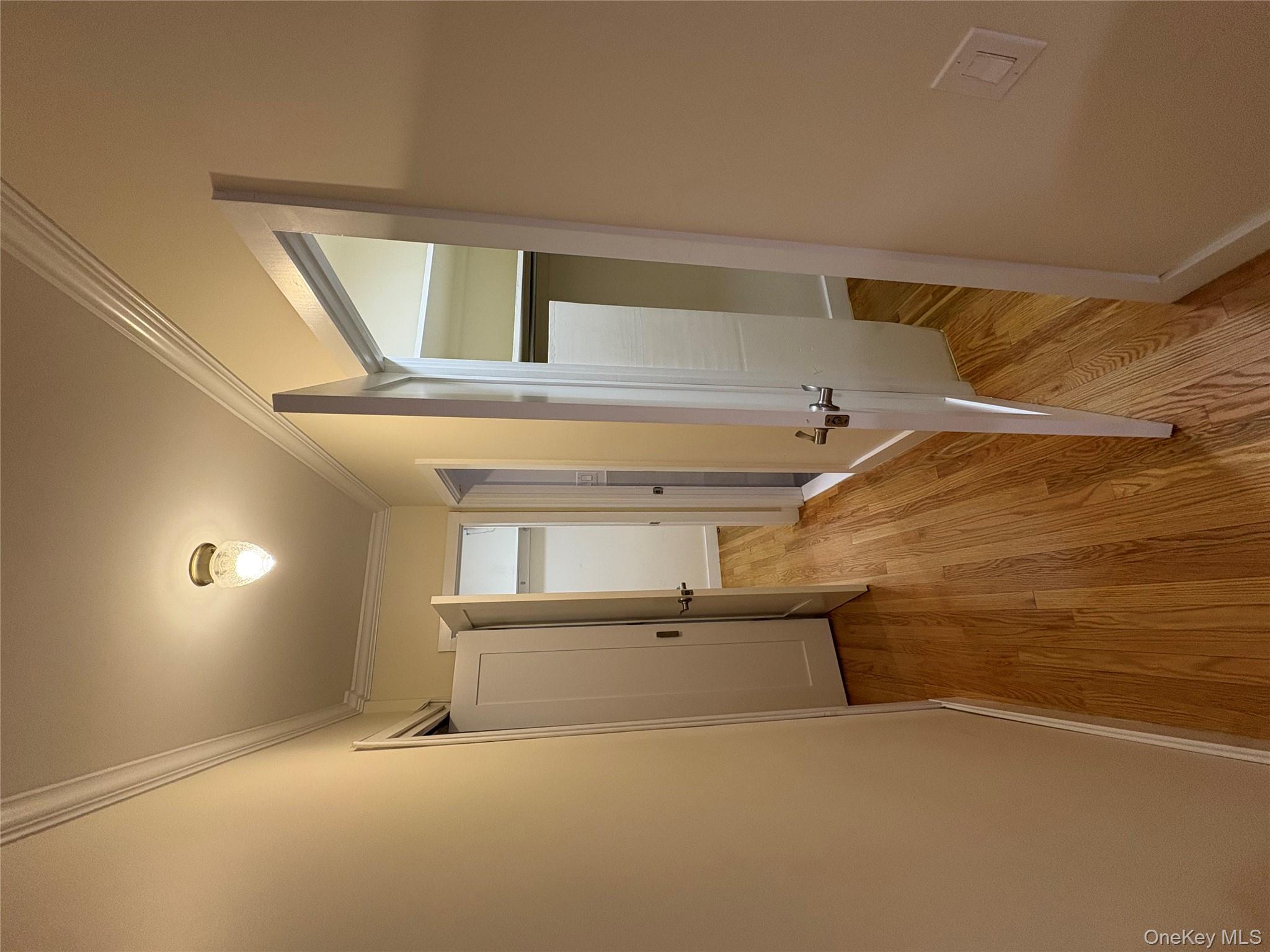 #11 photo, 300 martine ave, White Plains , NY 10601