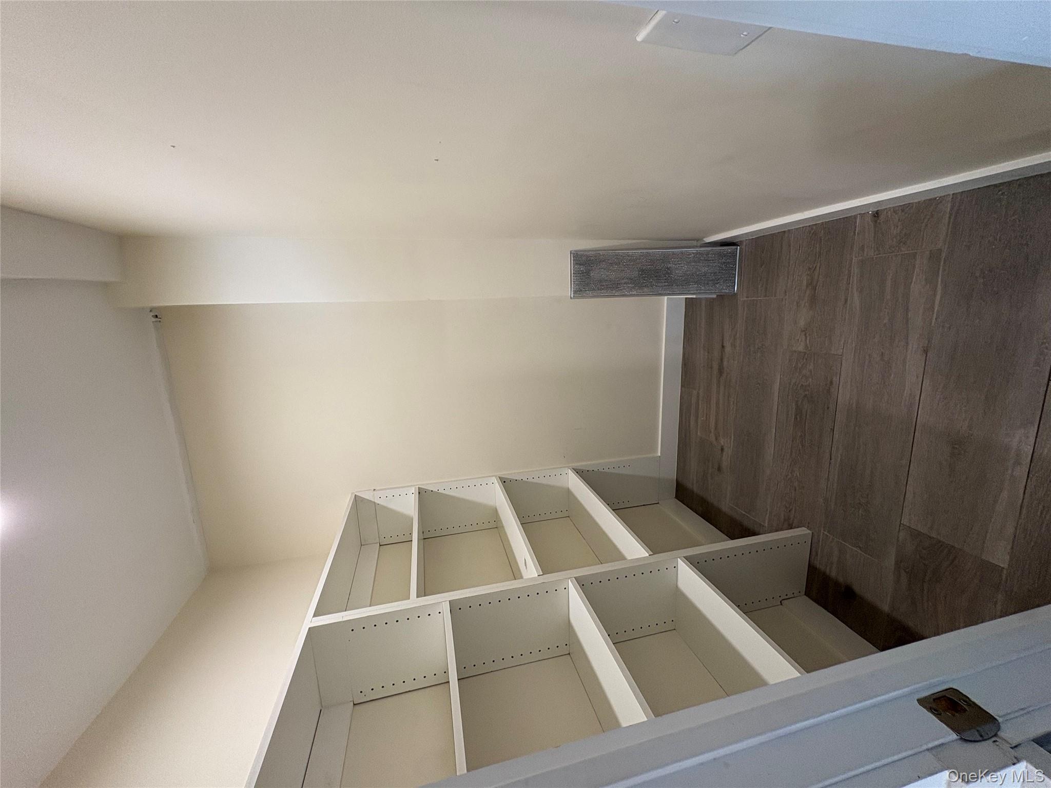 #2 photo, 300 martine ave, White Plains , NY 10601